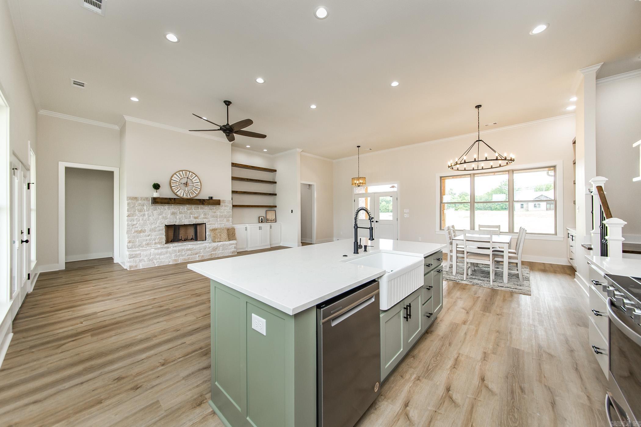 JACKSON ACRES - Residential