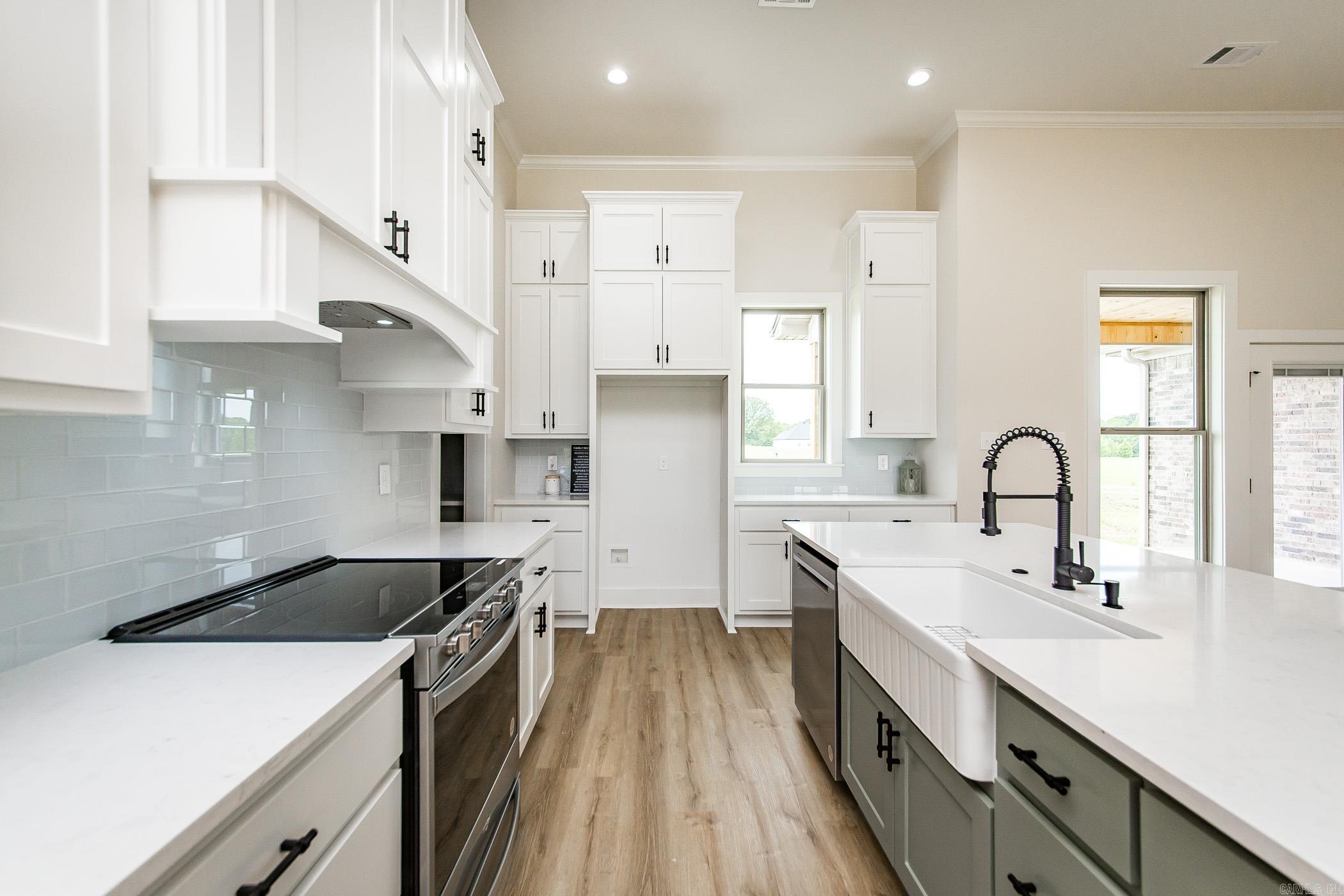 JACKSON ACRES - Residential