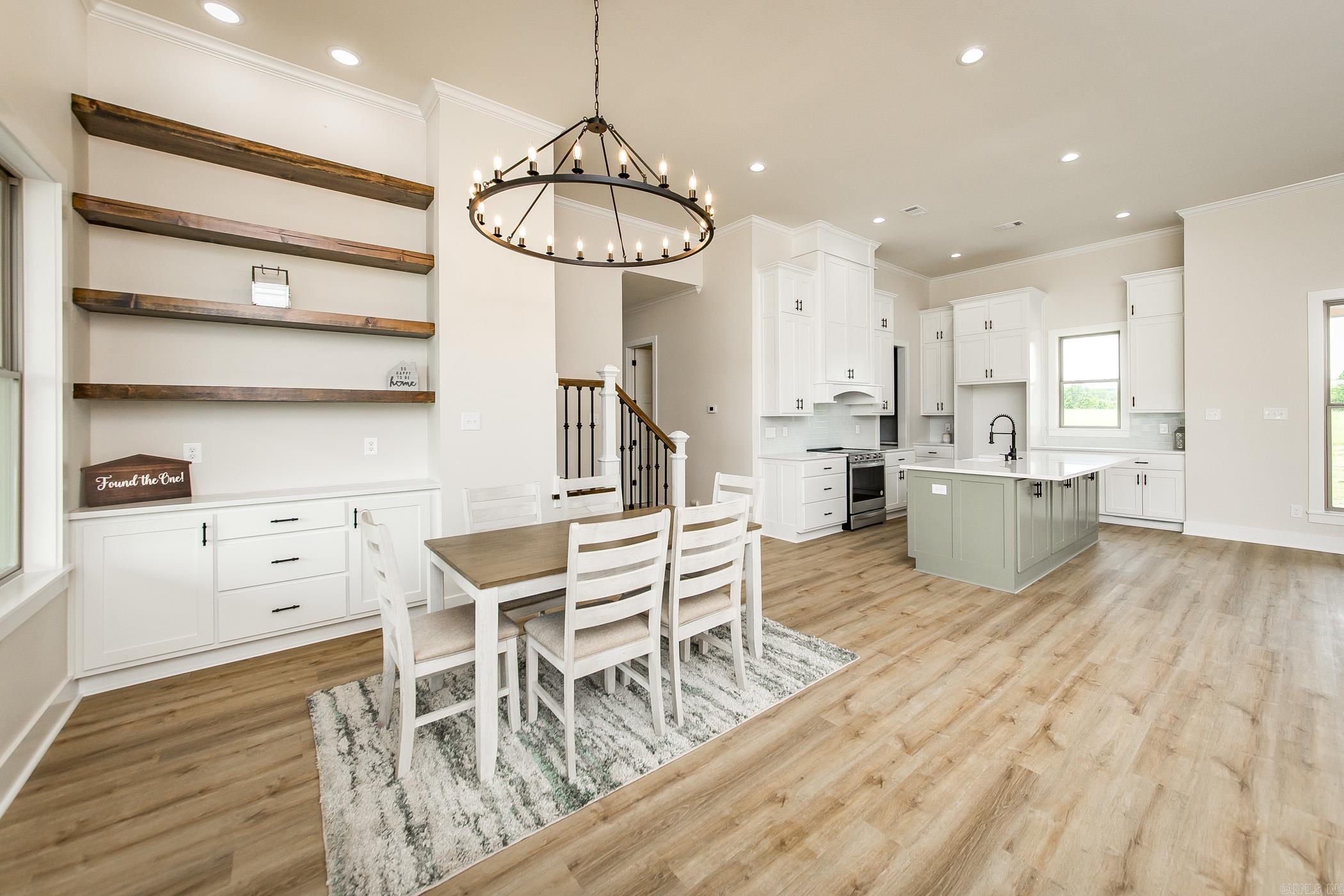 JACKSON ACRES - Residential