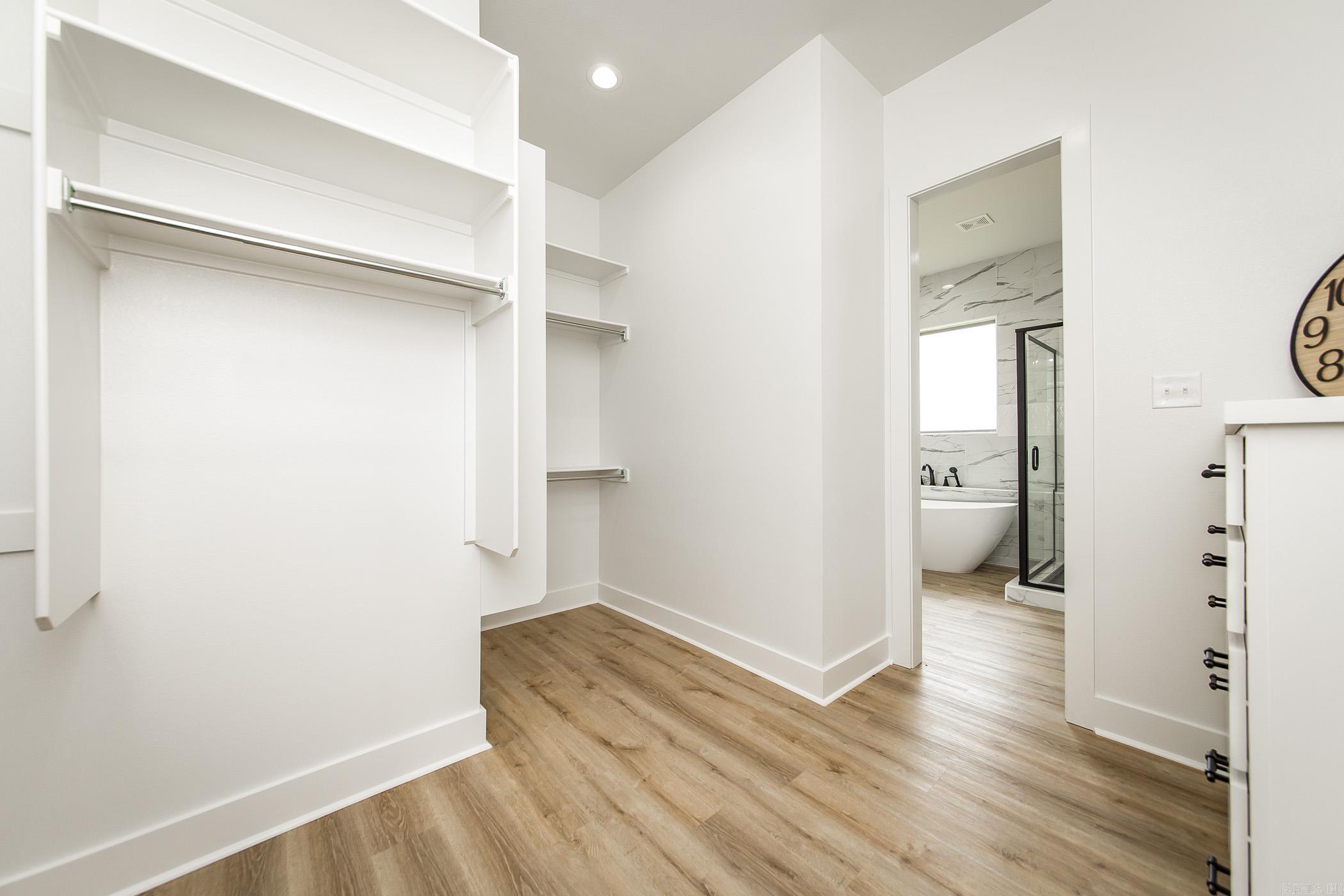 JACKSON ACRES - Residential
