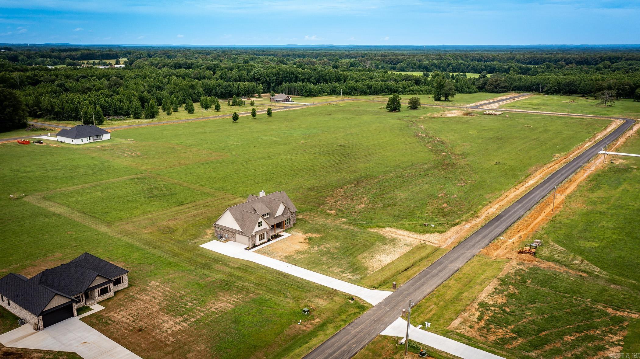 JACKSON ACRES - Residential