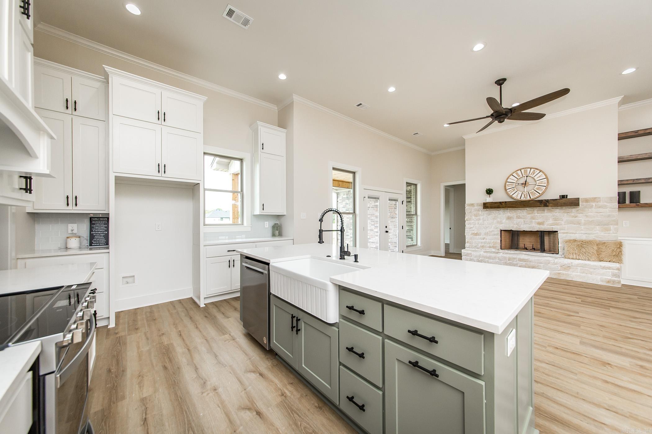 JACKSON ACRES - Residential