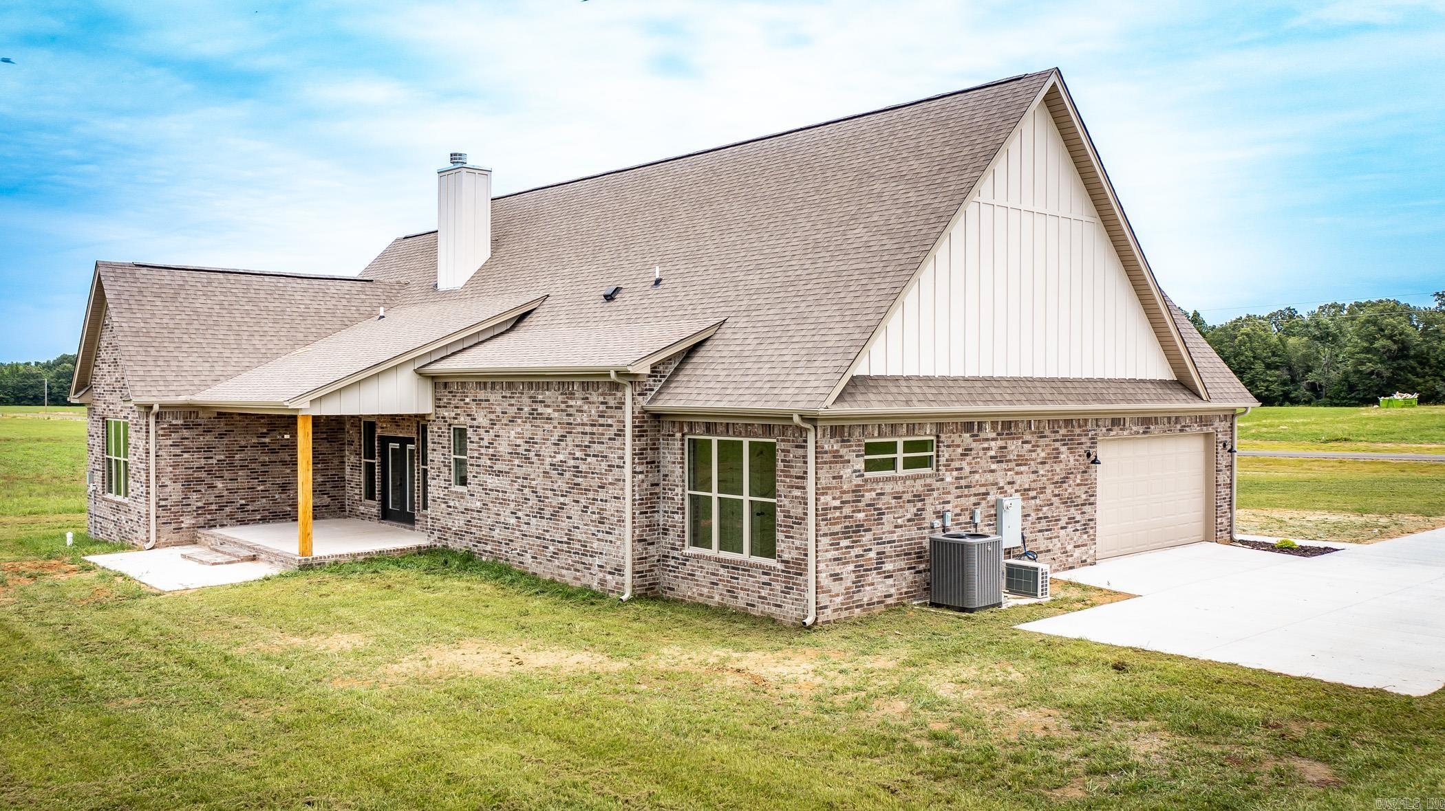JACKSON ACRES - Residential