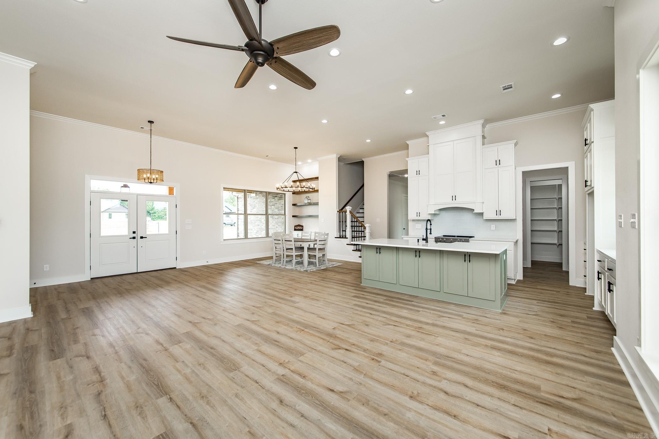 JACKSON ACRES - Residential