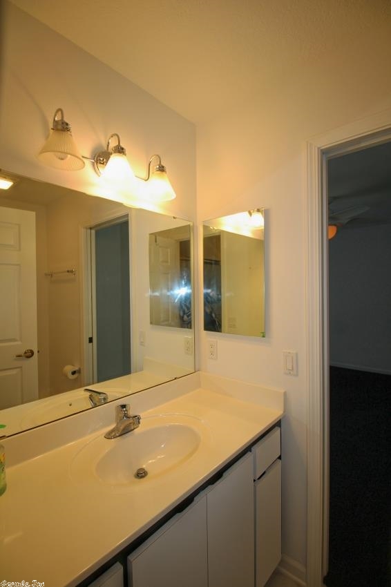 Isbella Courts - Residential