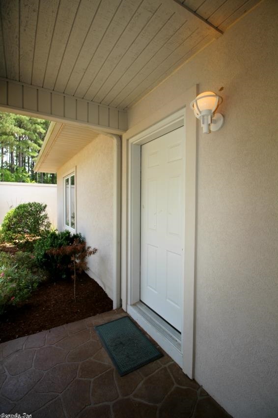 Isbella Courts - Residential