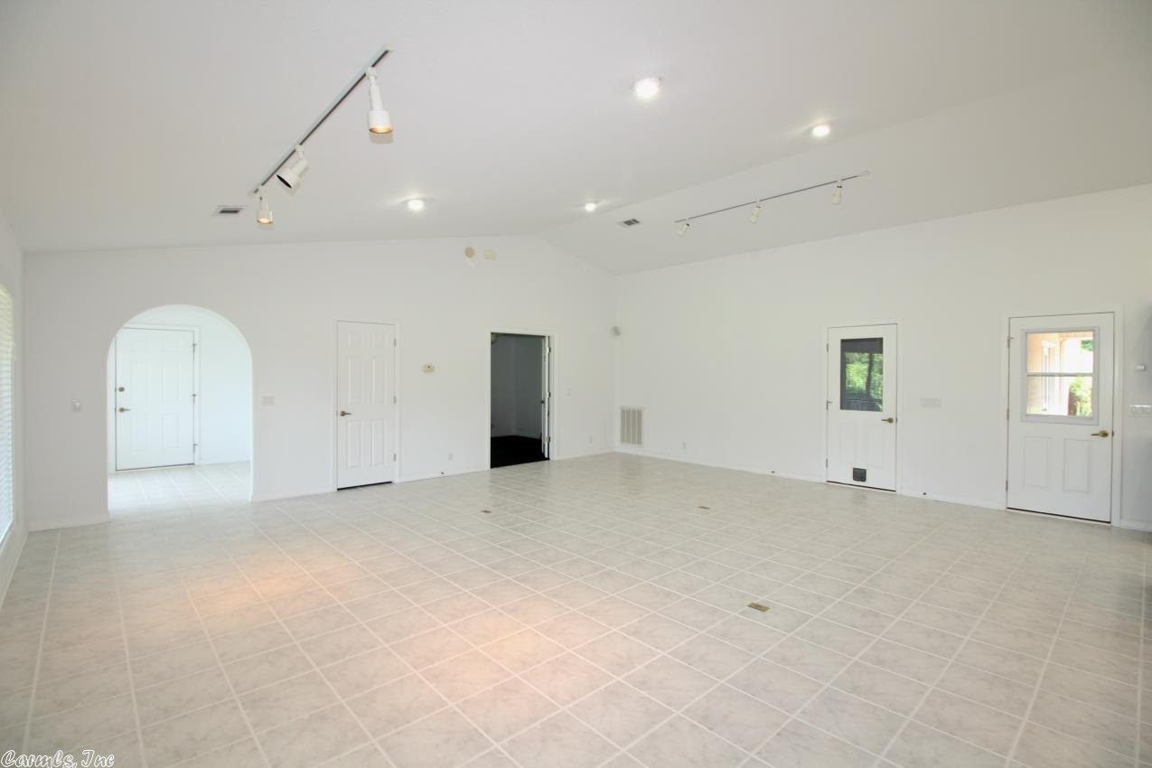 Isbella Courts - Residential