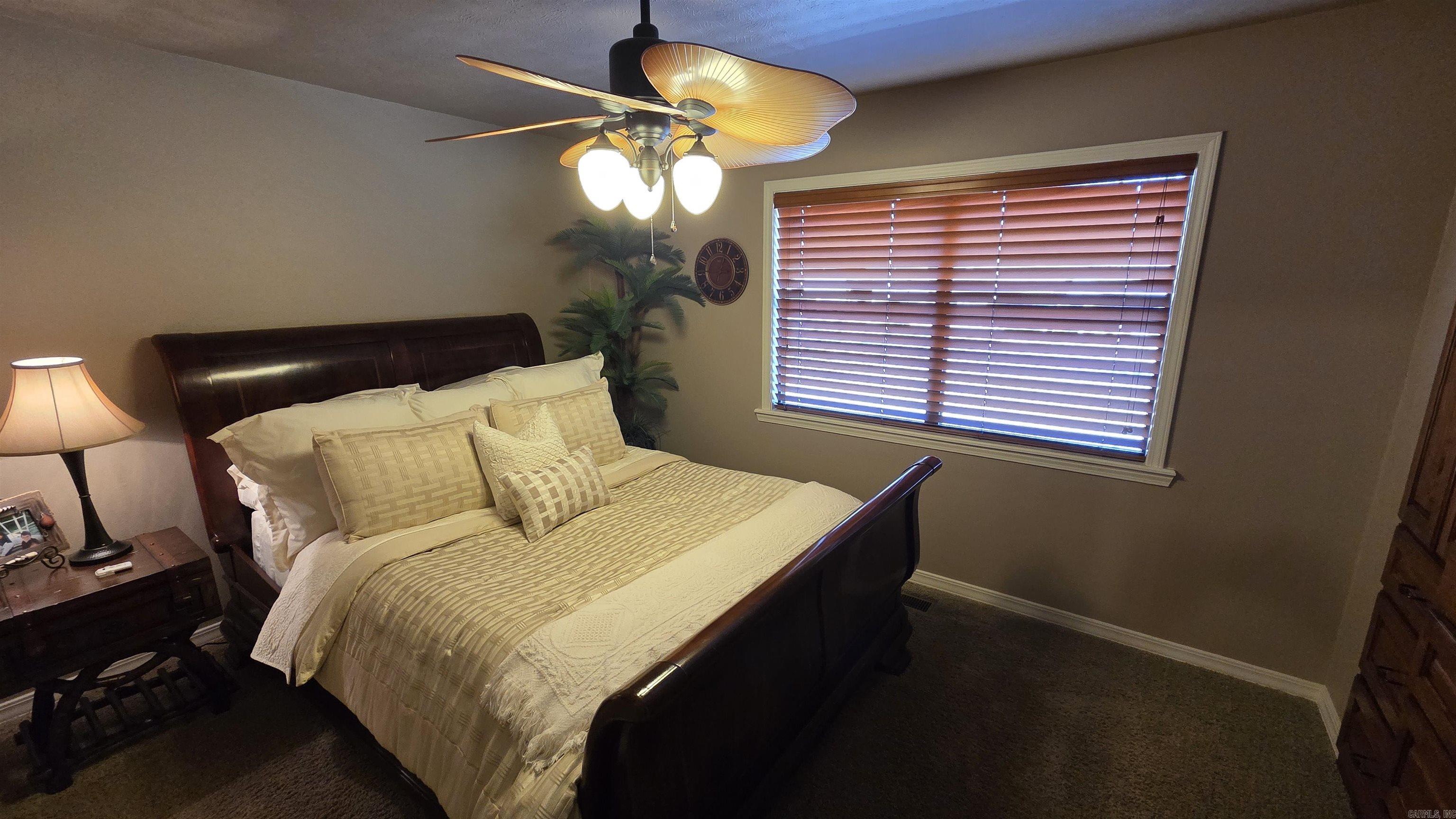 LAKEWOOD HILLS CONDO - Residential