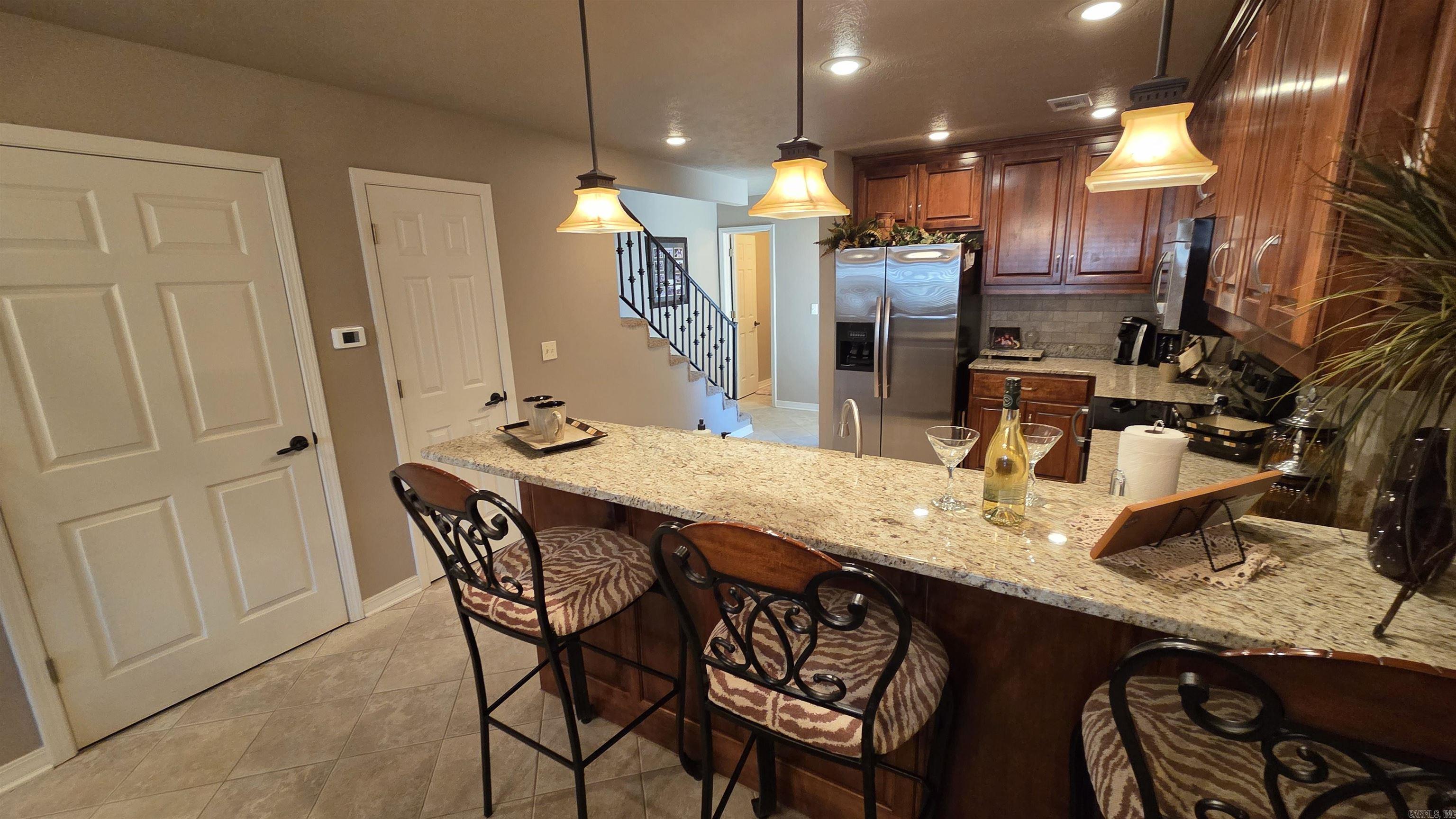 LAKEWOOD HILLS CONDO - Residential