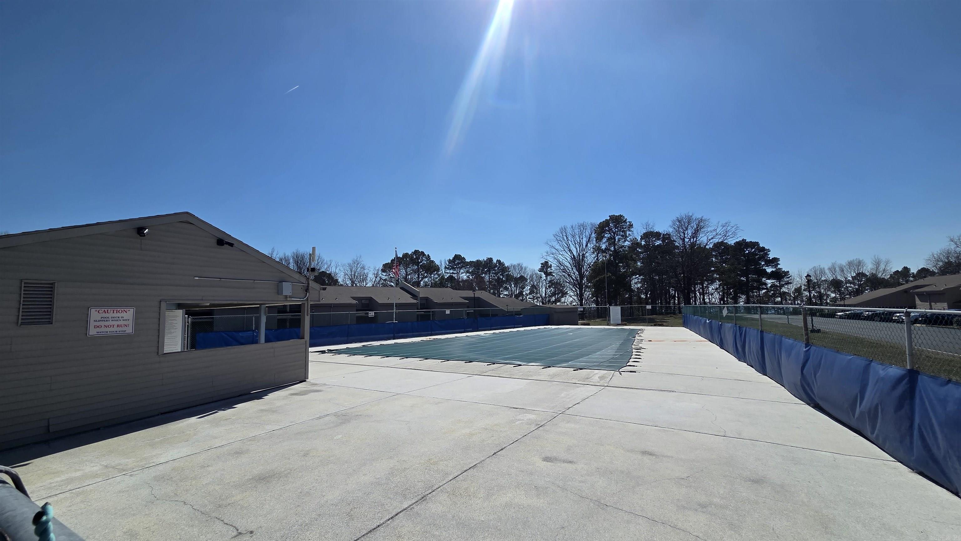 LAKEWOOD HILLS CONDO - Residential