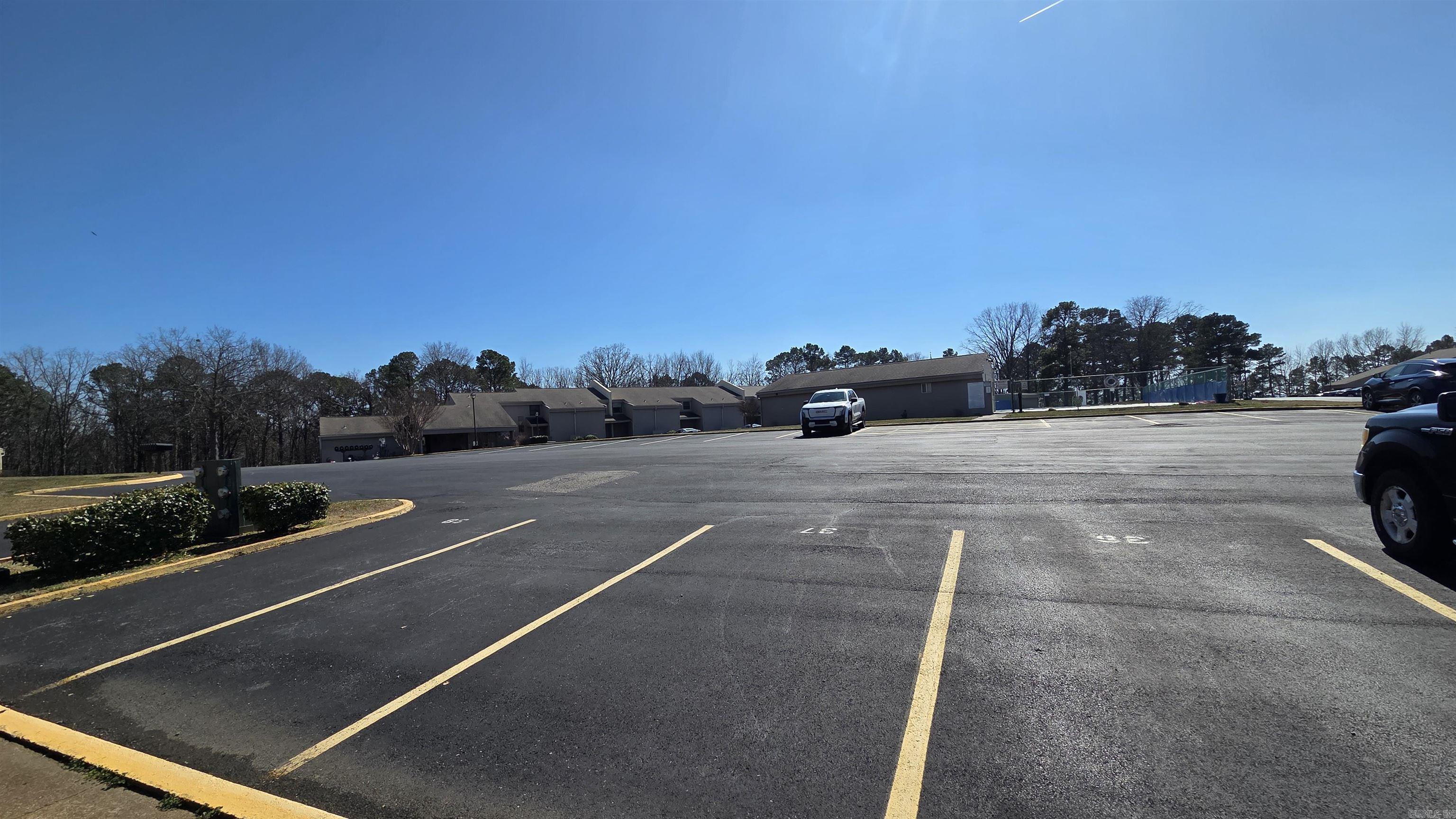 LAKEWOOD HILLS CONDO - Residential