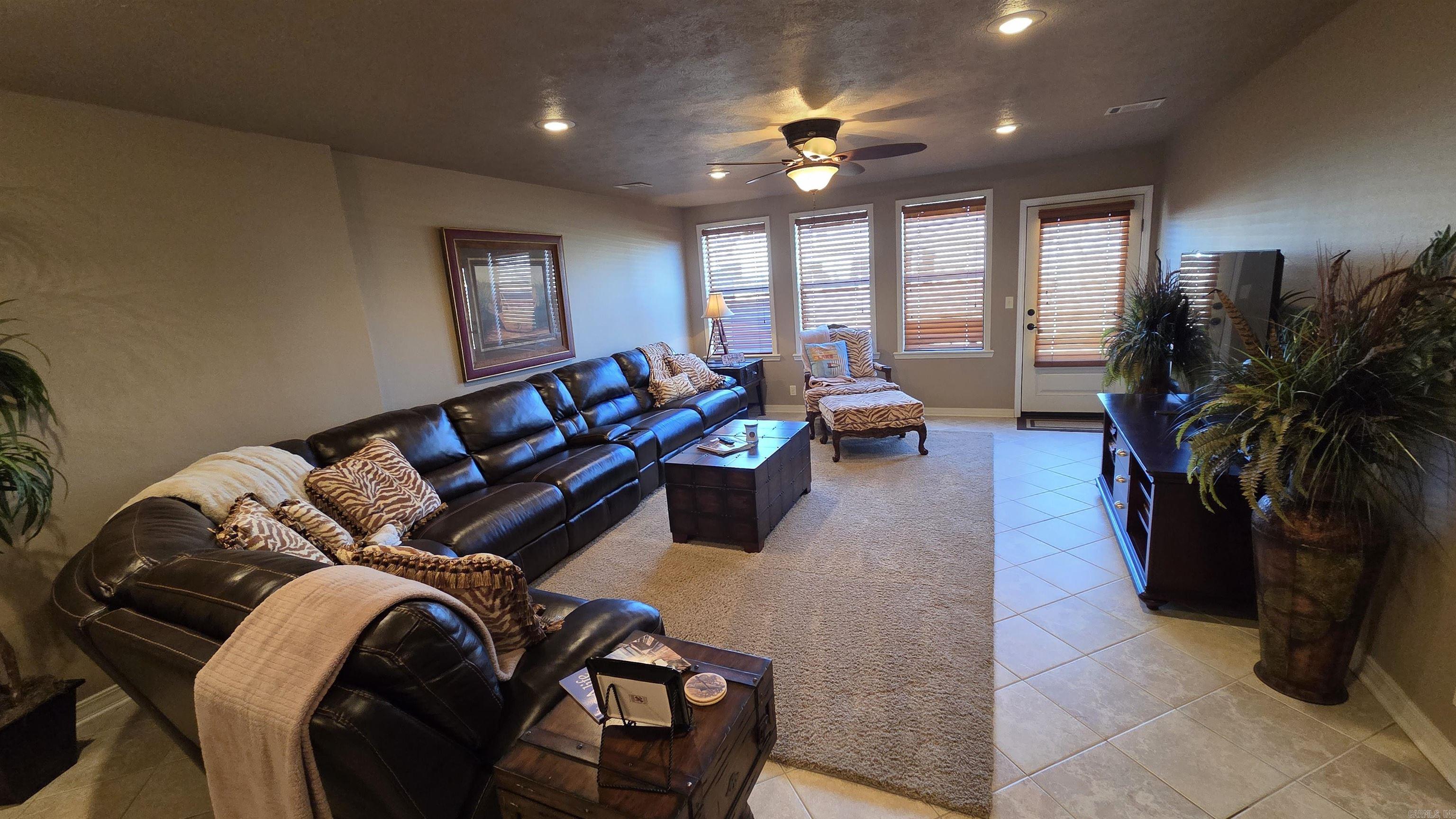 LAKEWOOD HILLS CONDO - Residential