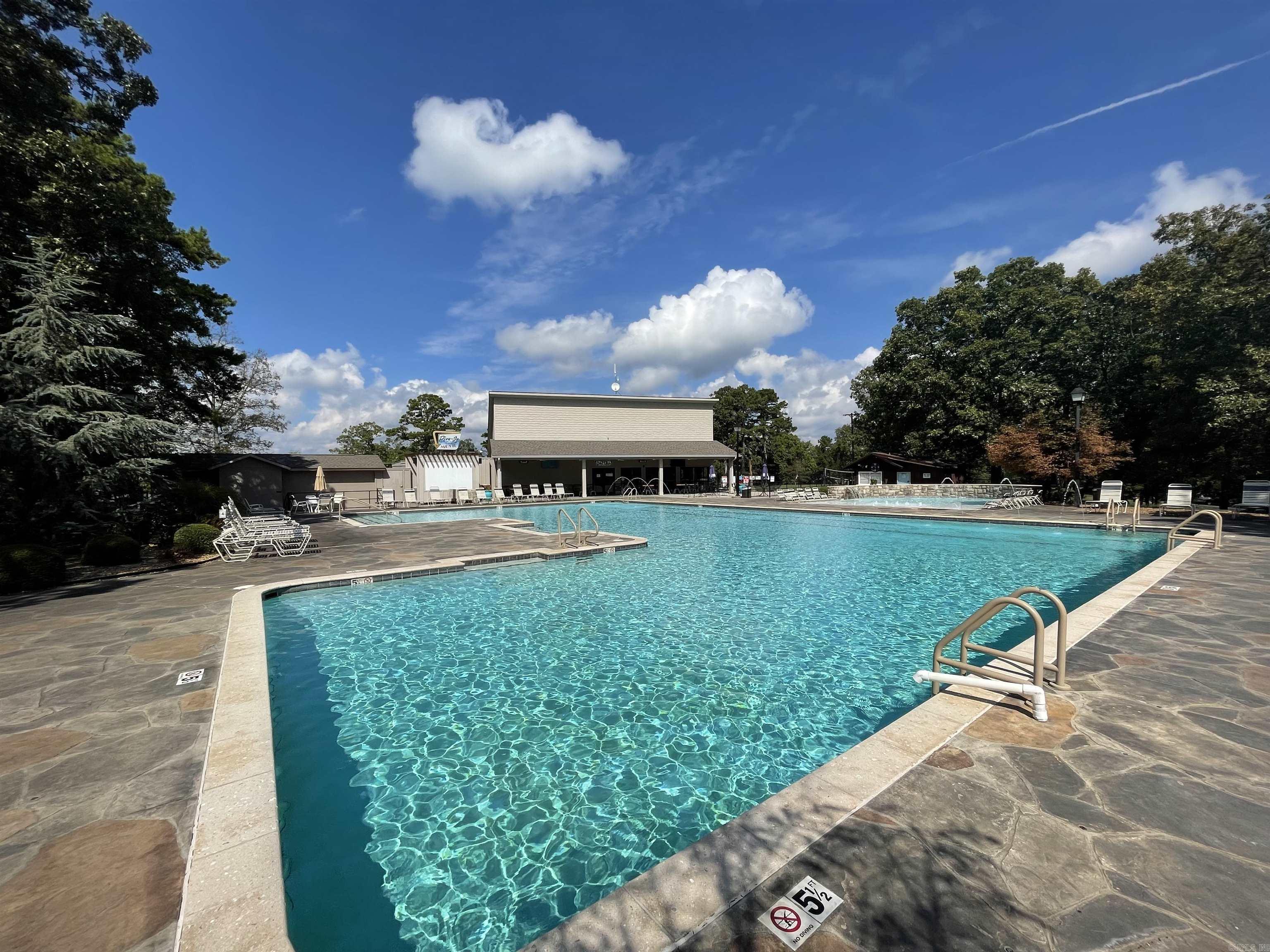 LAKEWOOD HILLS CONDO - Residential