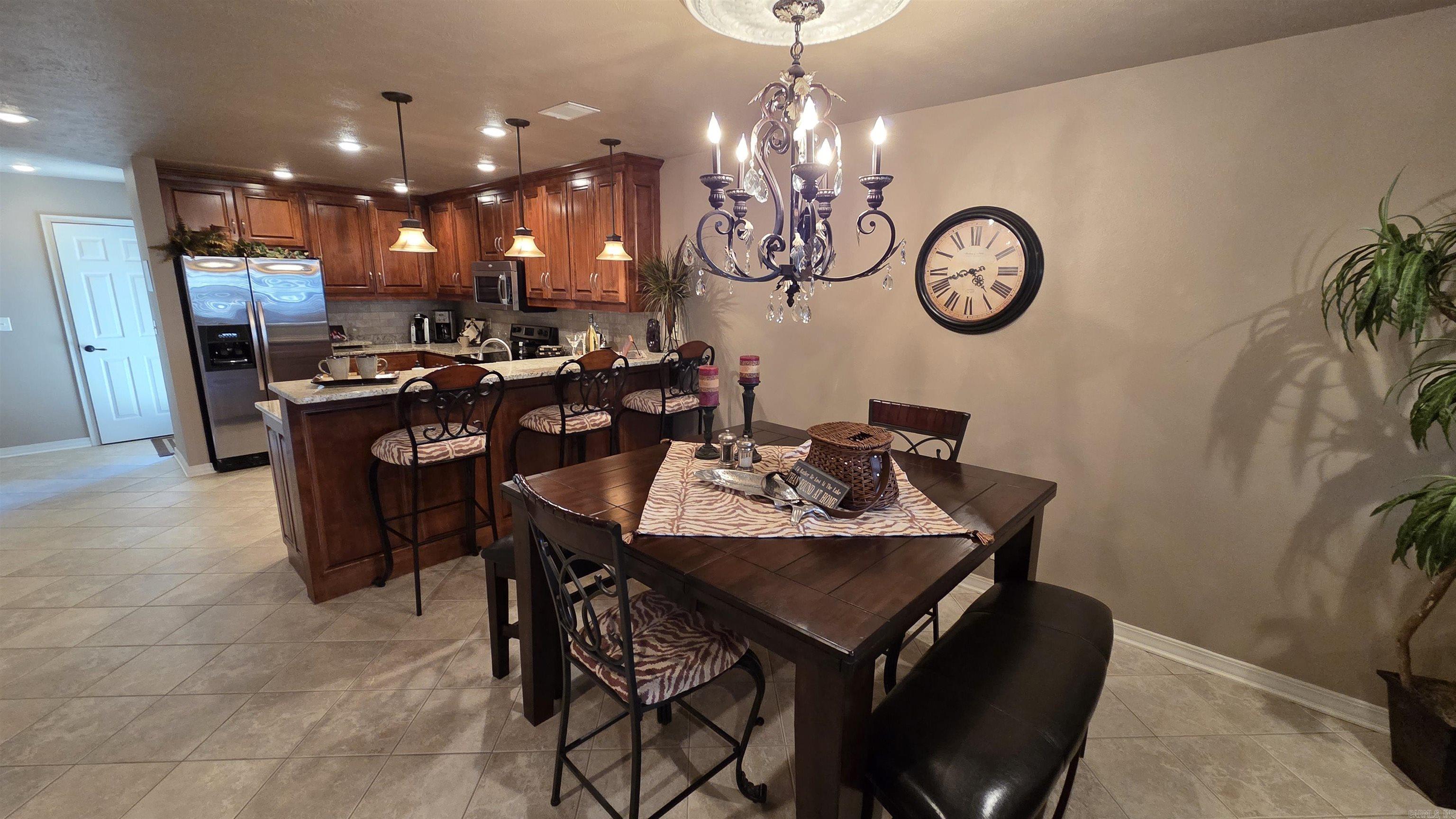 LAKEWOOD HILLS CONDO - Residential