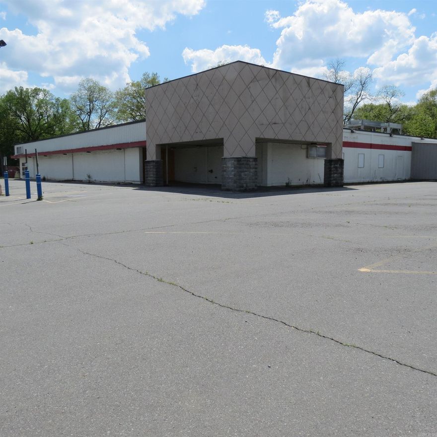 This property presents a unique opportunity for investors, developers, or owner-users looking to revitalize a proven site with flexible potential—ideal for discount retail, furniture outlet, fitness center, event space, or light industrial conversion. Wide-open floor plan easily adaptable for retail, showroom, or storage uses Existing infrastructure for food service or heavy utility needs (floor drains, walk-in cooler areas, loading dock, etc.) Ample on-site parking with easy ingress/egress  High traffic counts and strong local demographics Zoned for commercial retail or general business use.  Old CASH SAVER Grocery store.  Call today for more information.
