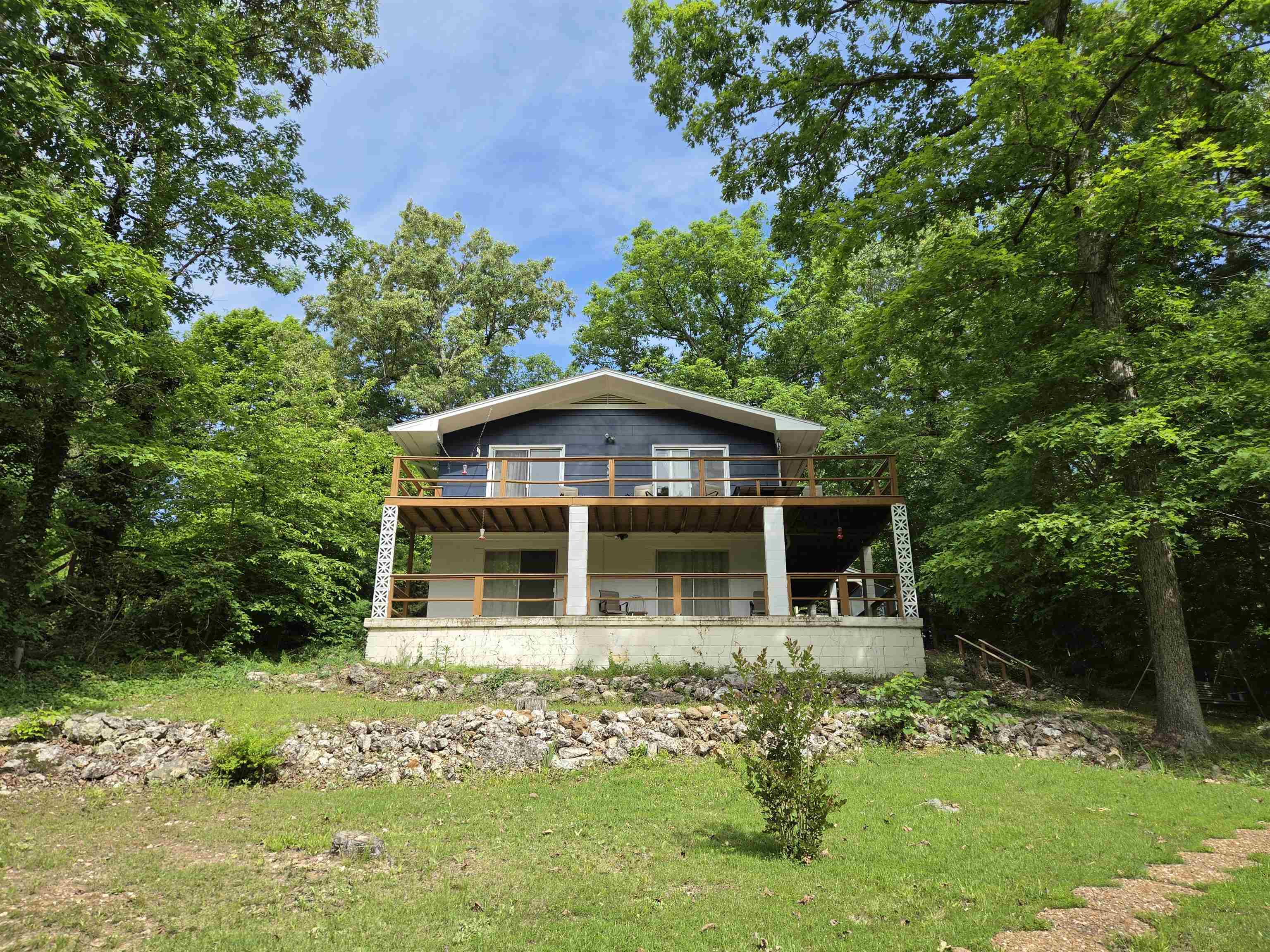 LAKE TERRACE ADDN - Residential