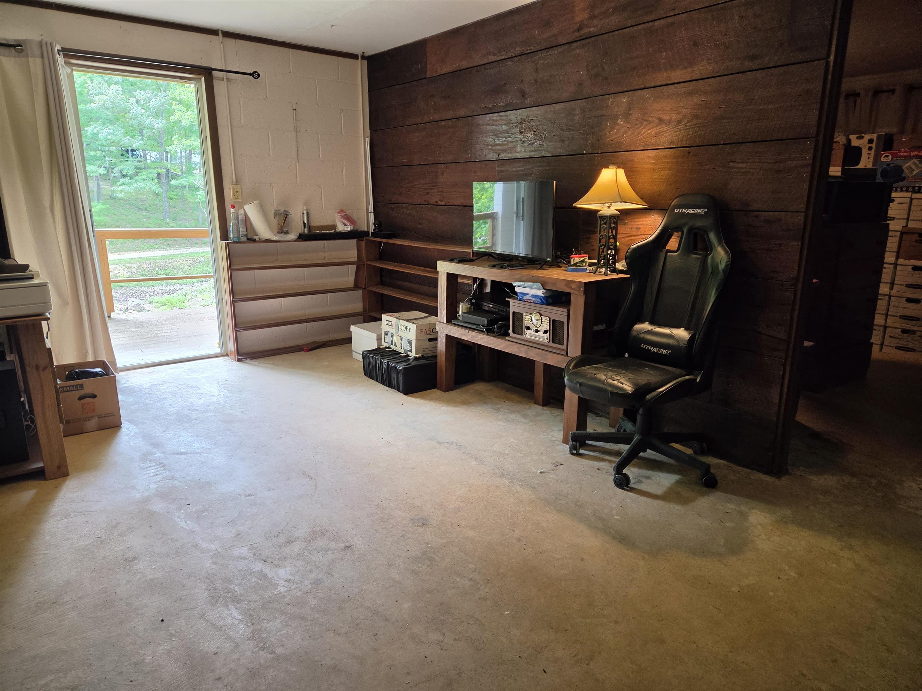 LAKE TERRACE ADDN - Residential