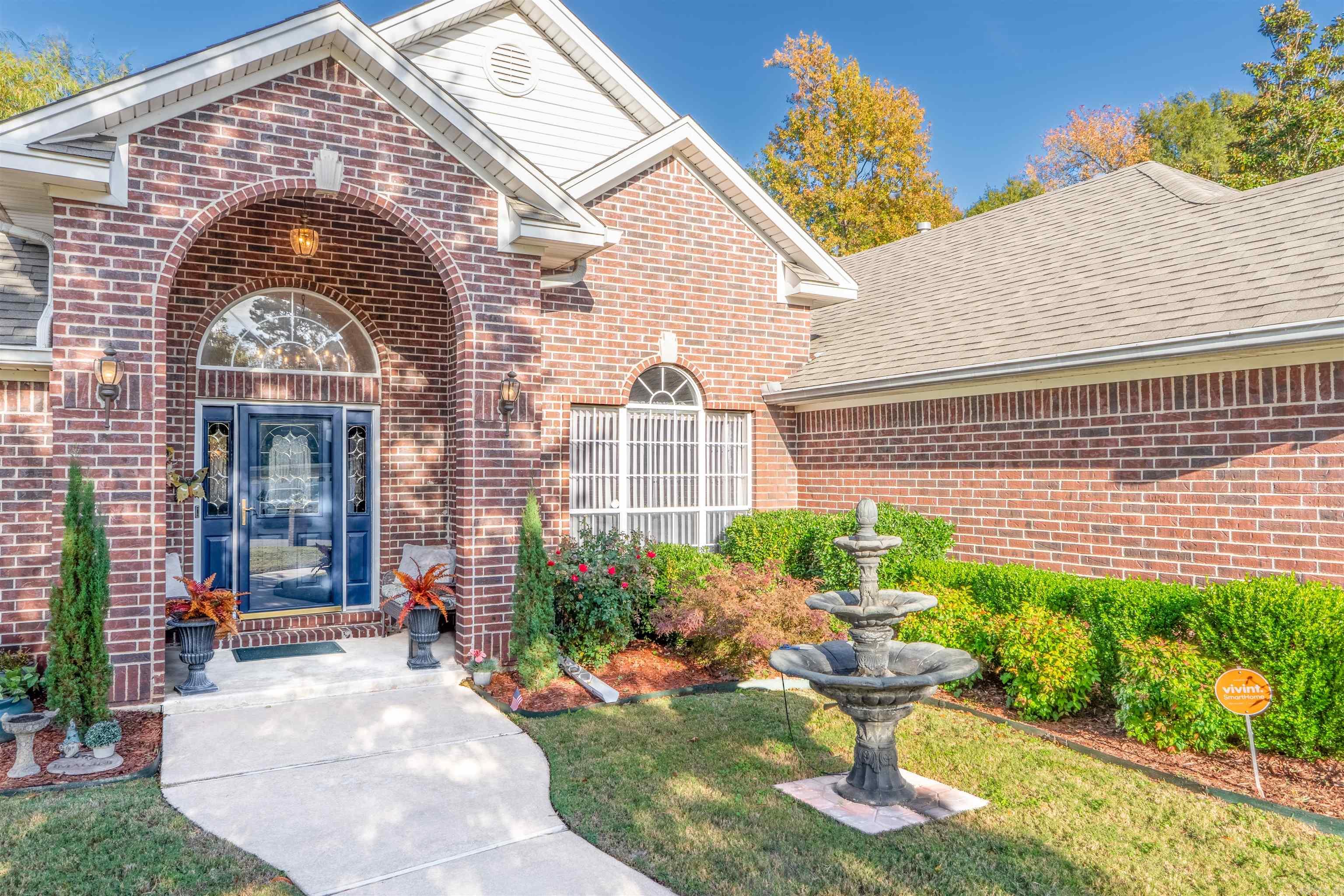 COUNTRY CLUB OF ARK THE - Residential