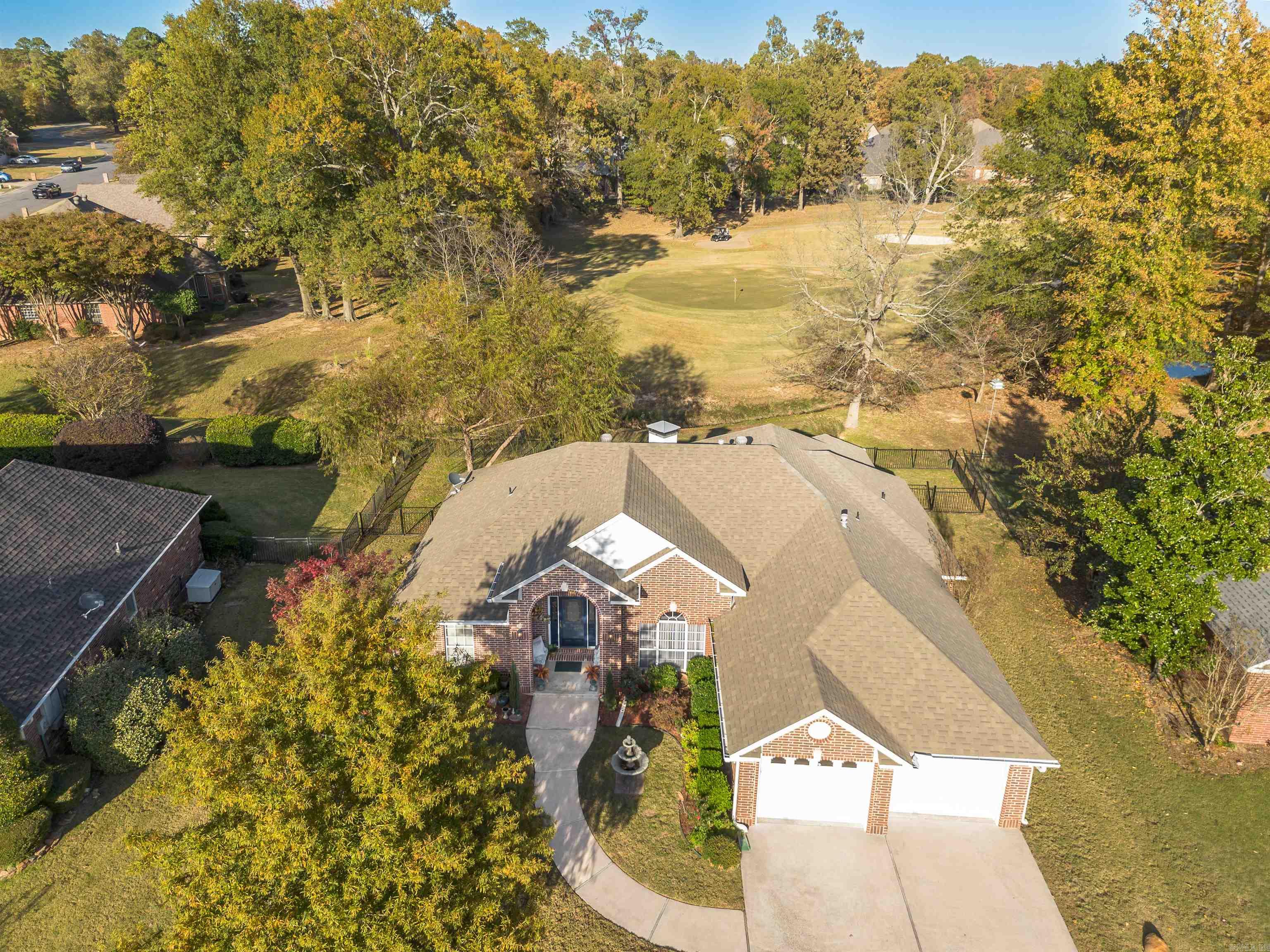 COUNTRY CLUB OF ARK THE - Residential