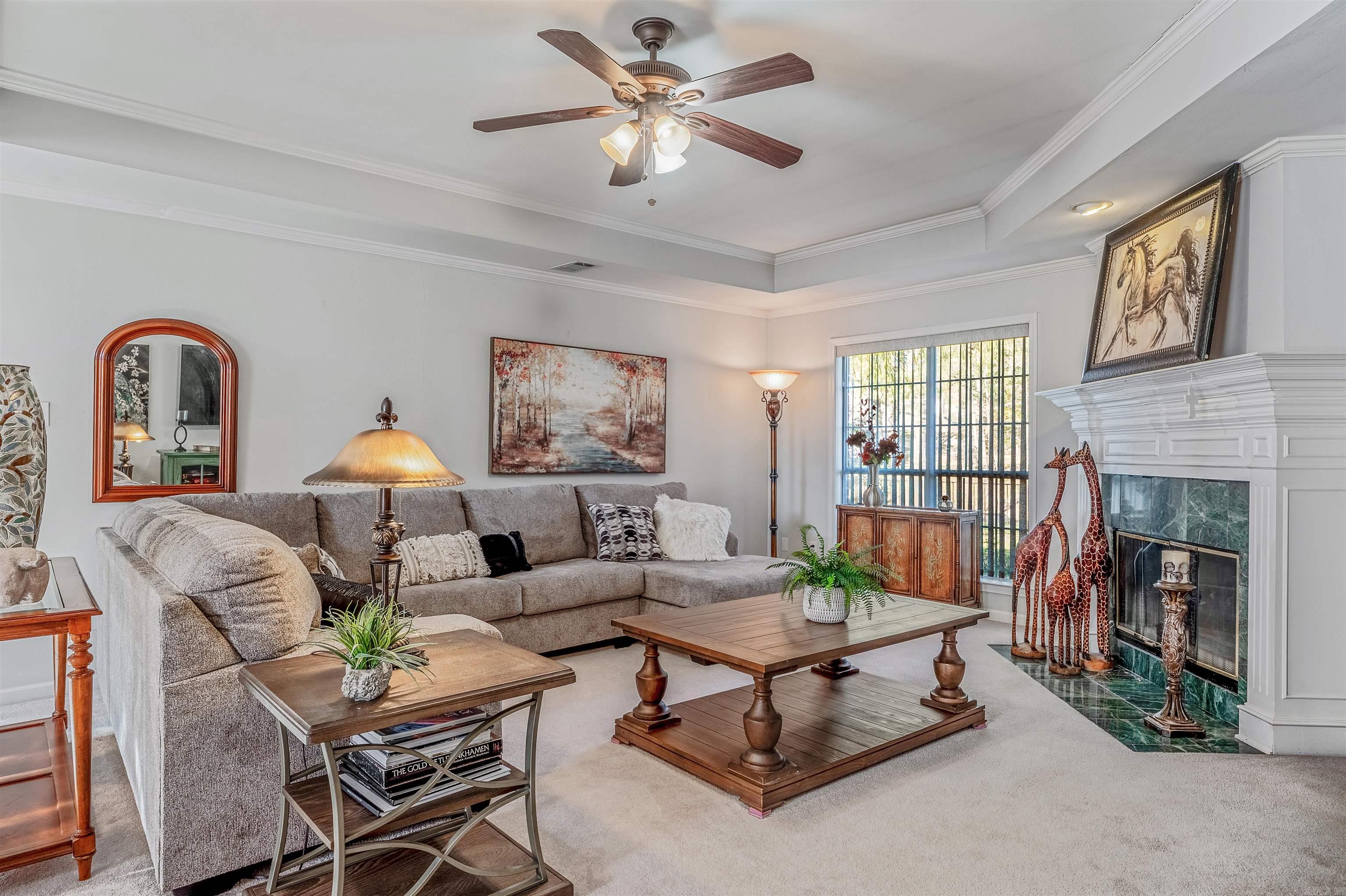 COUNTRY CLUB OF ARK THE - Residential