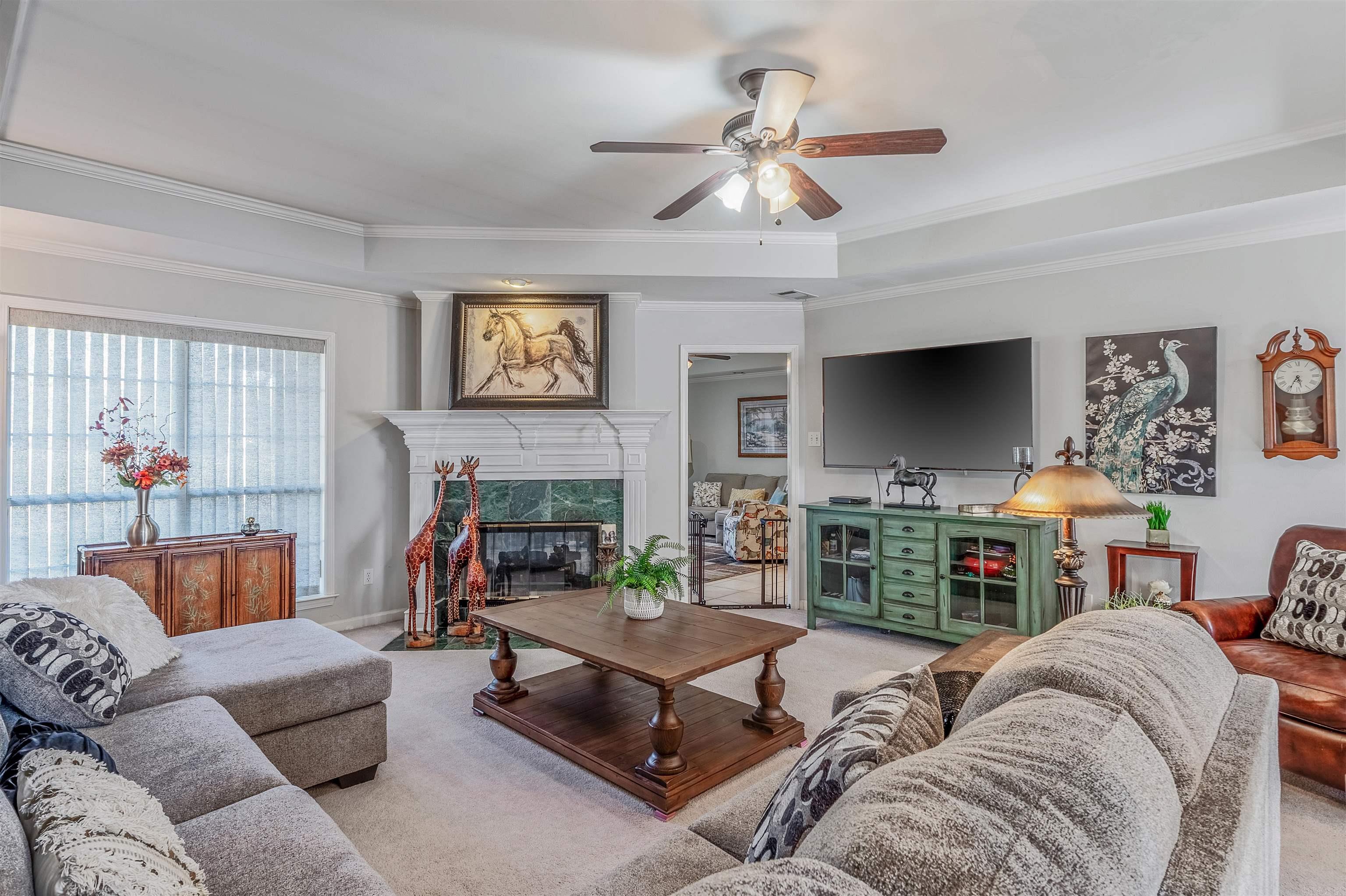 COUNTRY CLUB OF ARK THE - Residential