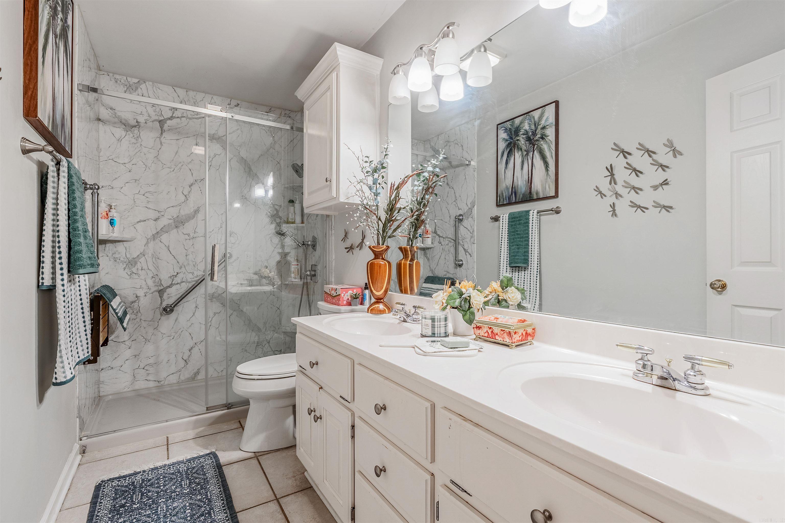 COUNTRY CLUB OF ARK THE - Residential