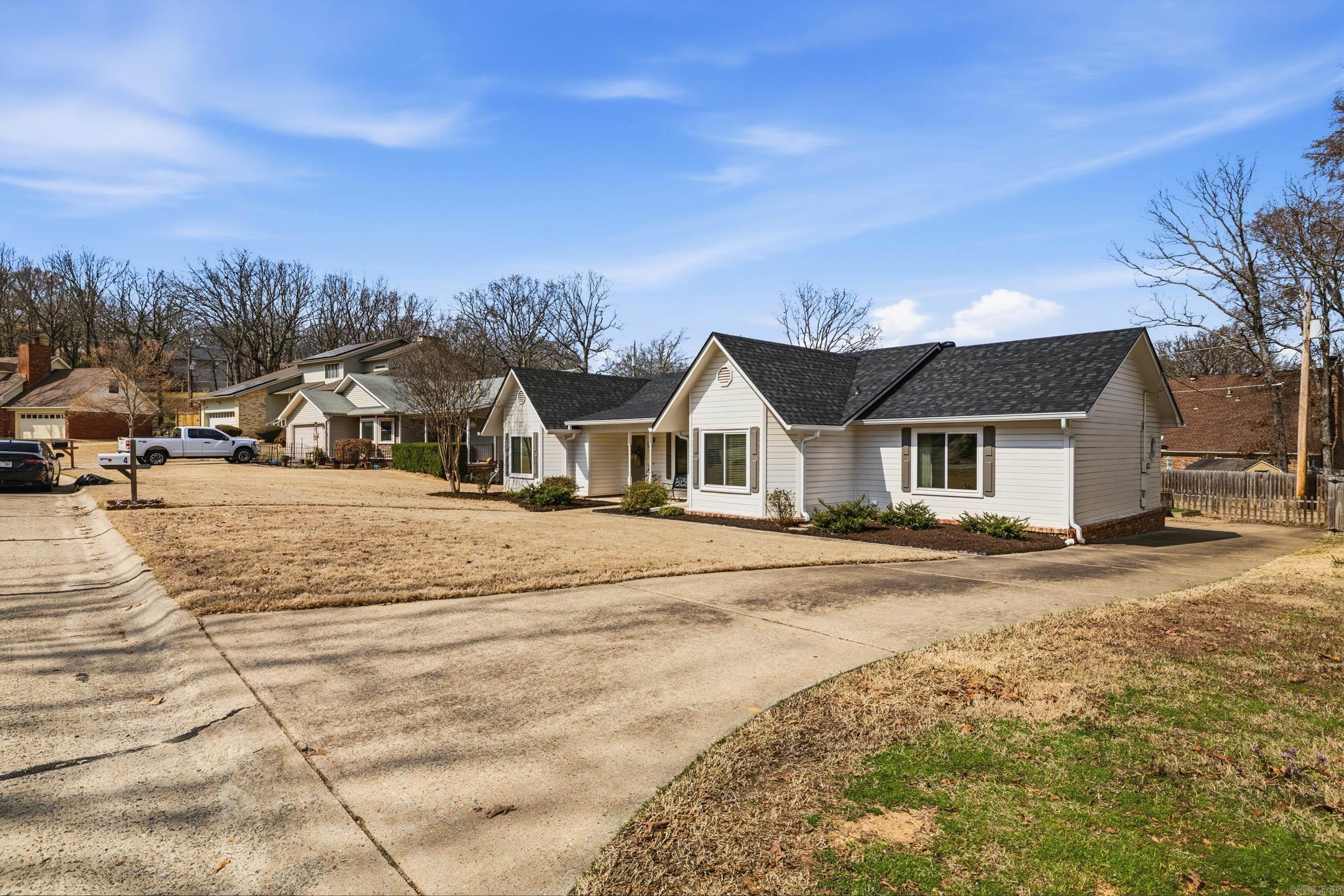 OAKBROOKE - Residential