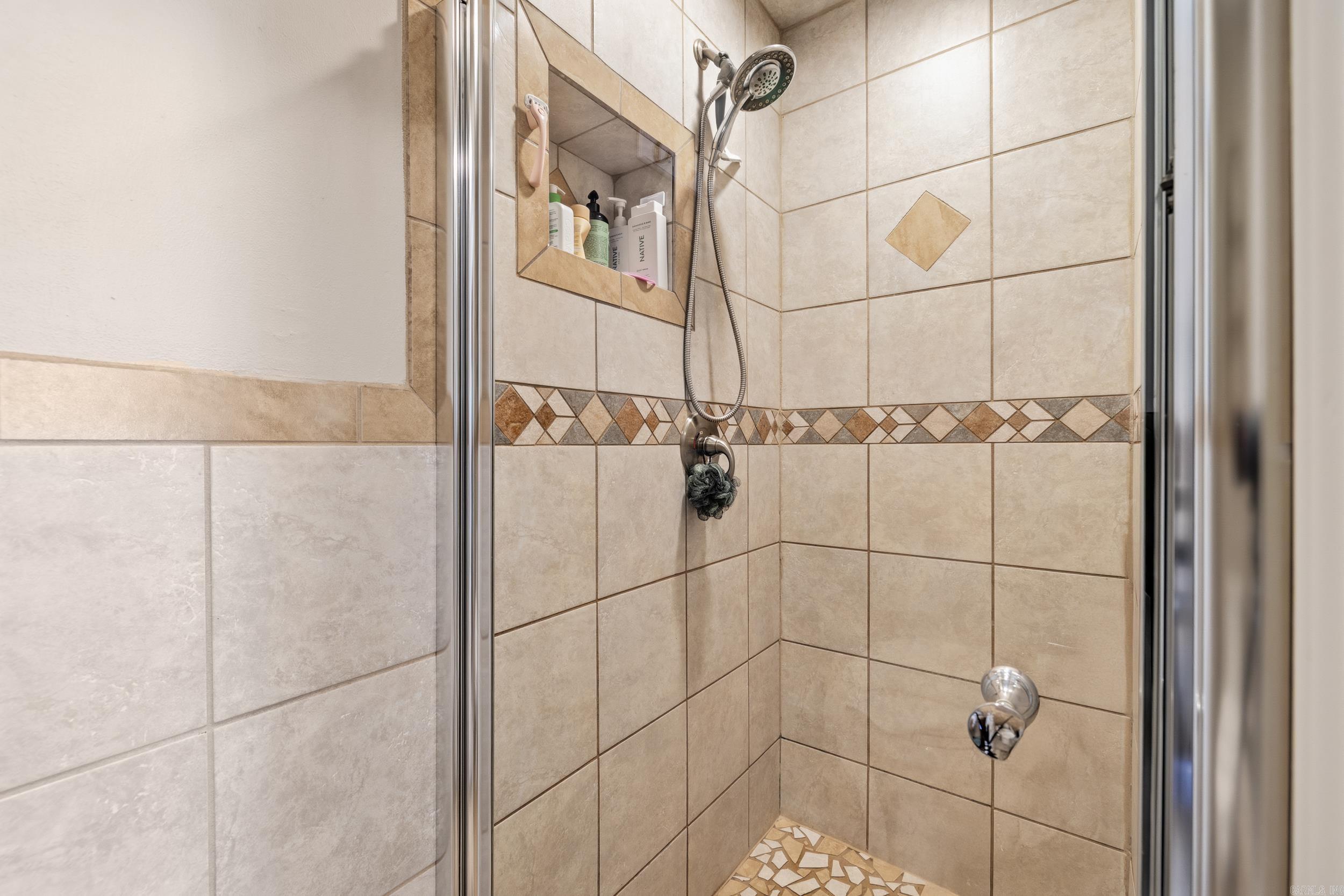 OAKBROOKE - Residential