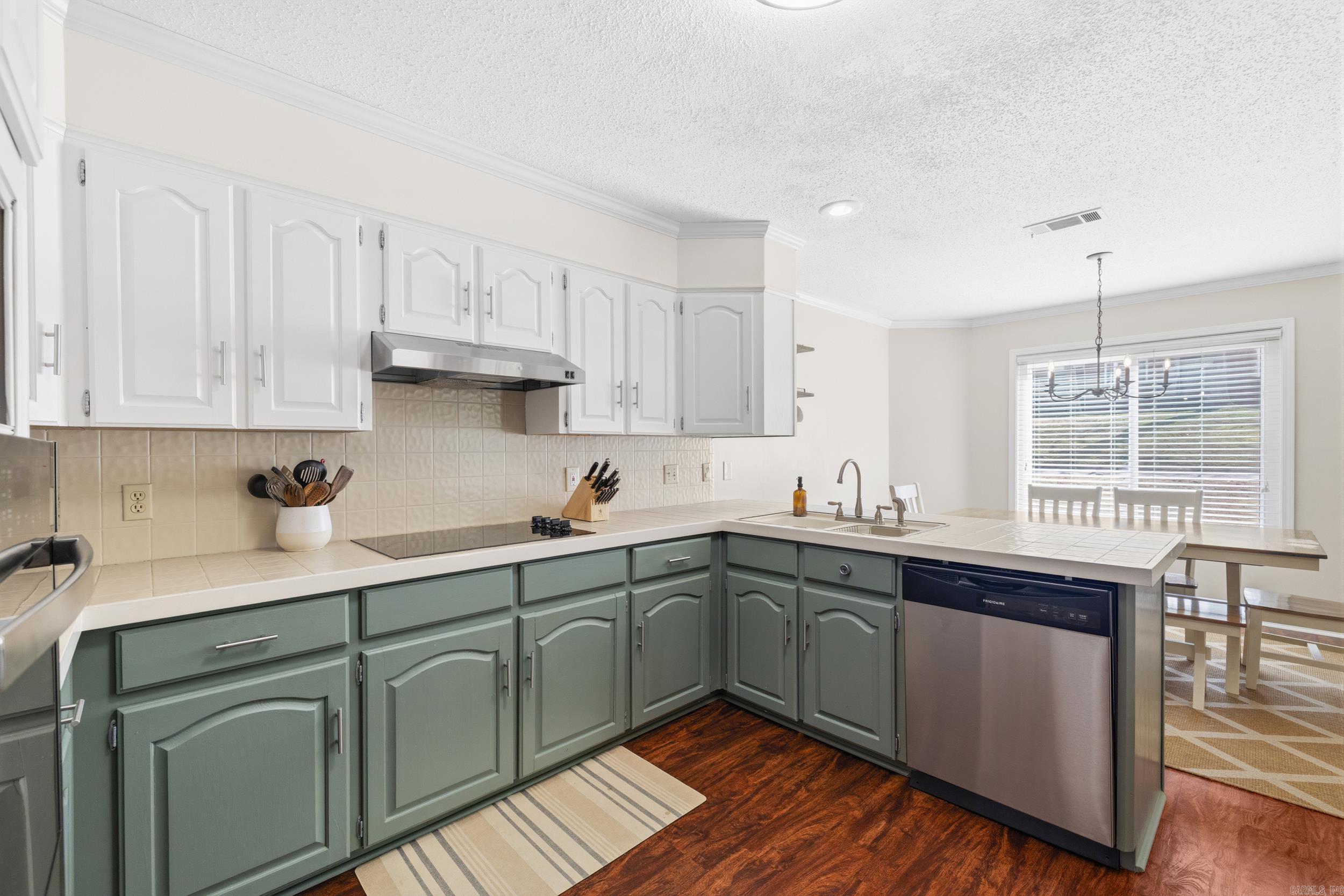 OAKBROOKE - Residential