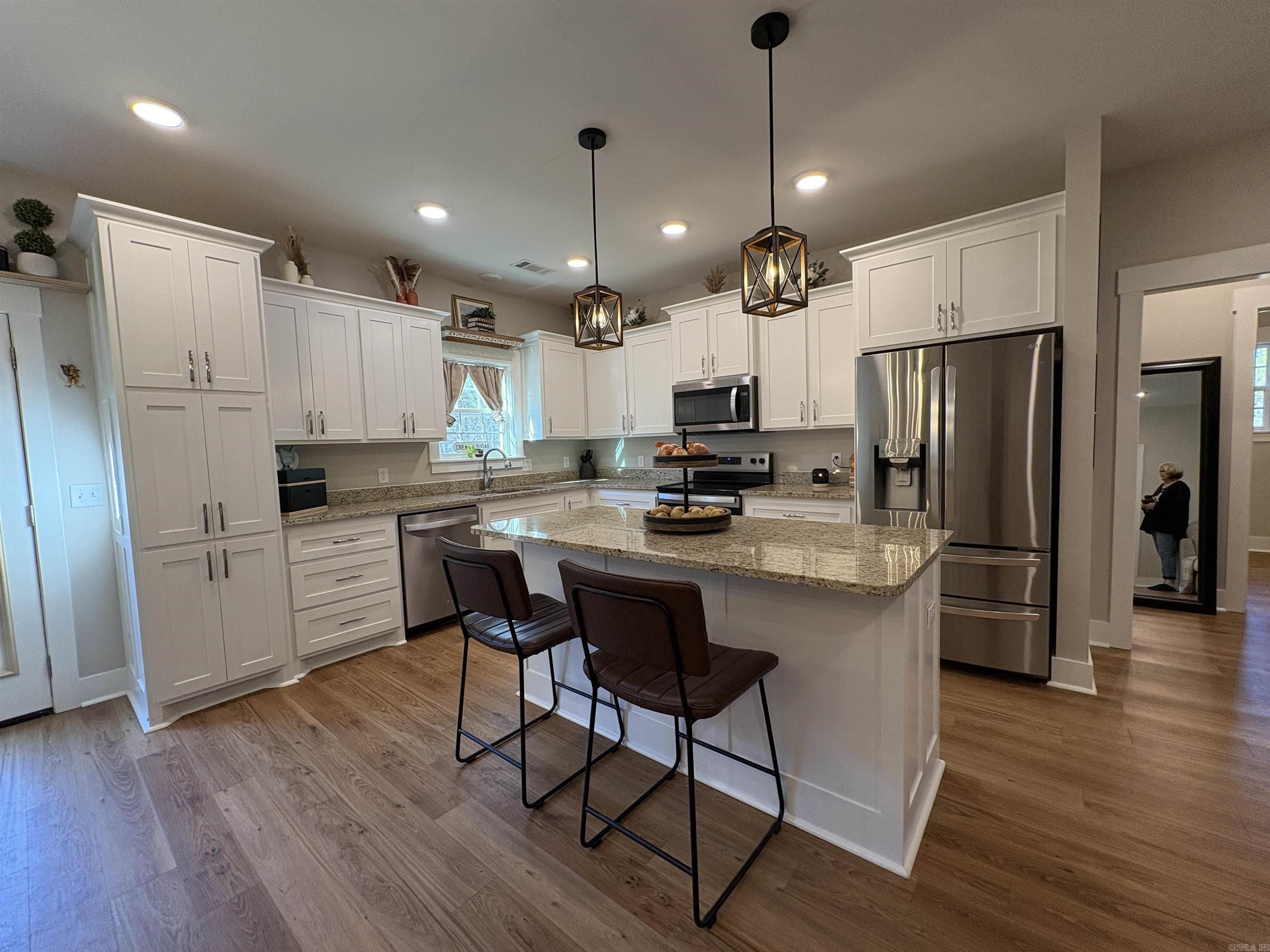 FOREST COVE - Residential