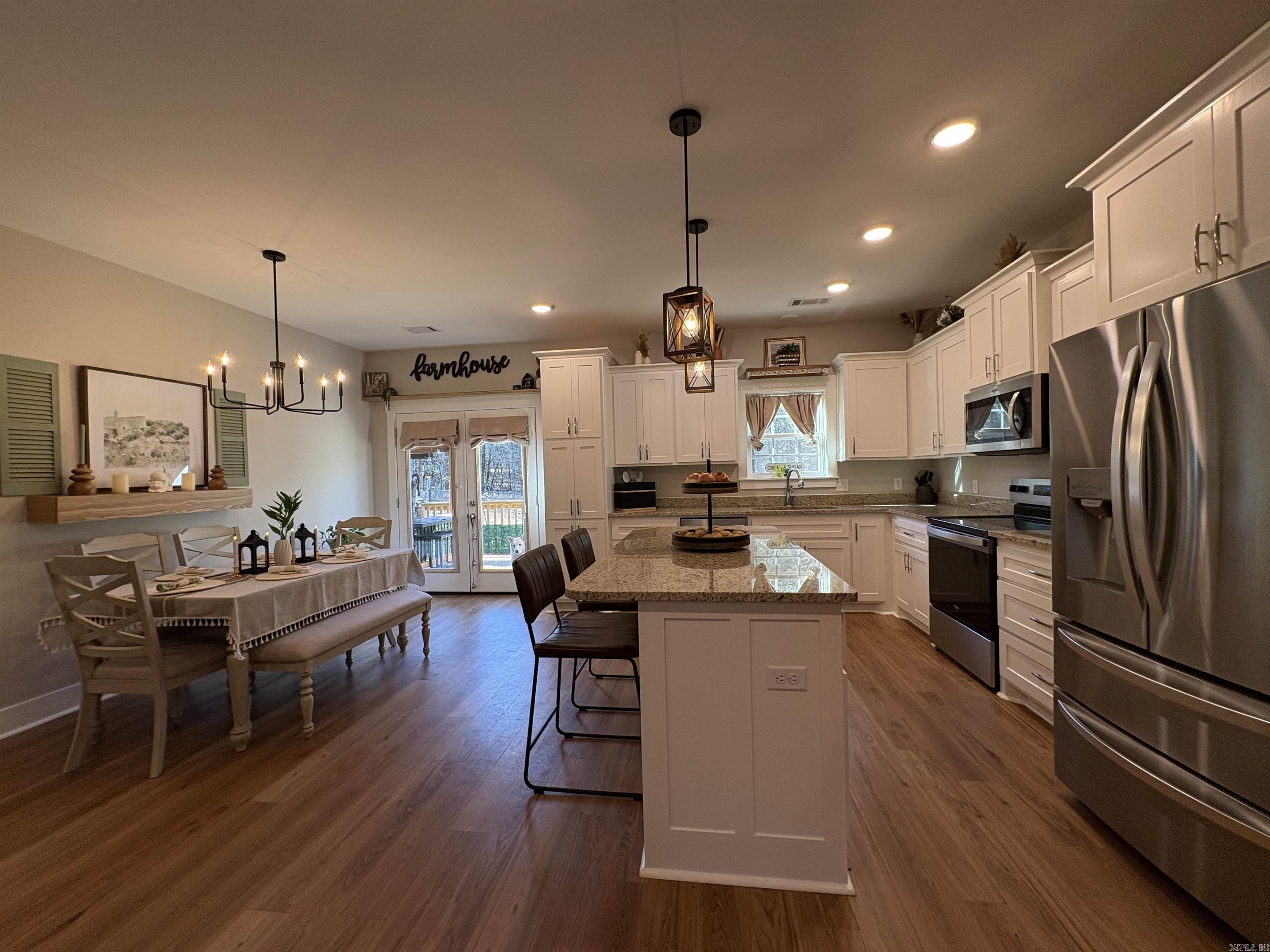 FOREST COVE - Residential