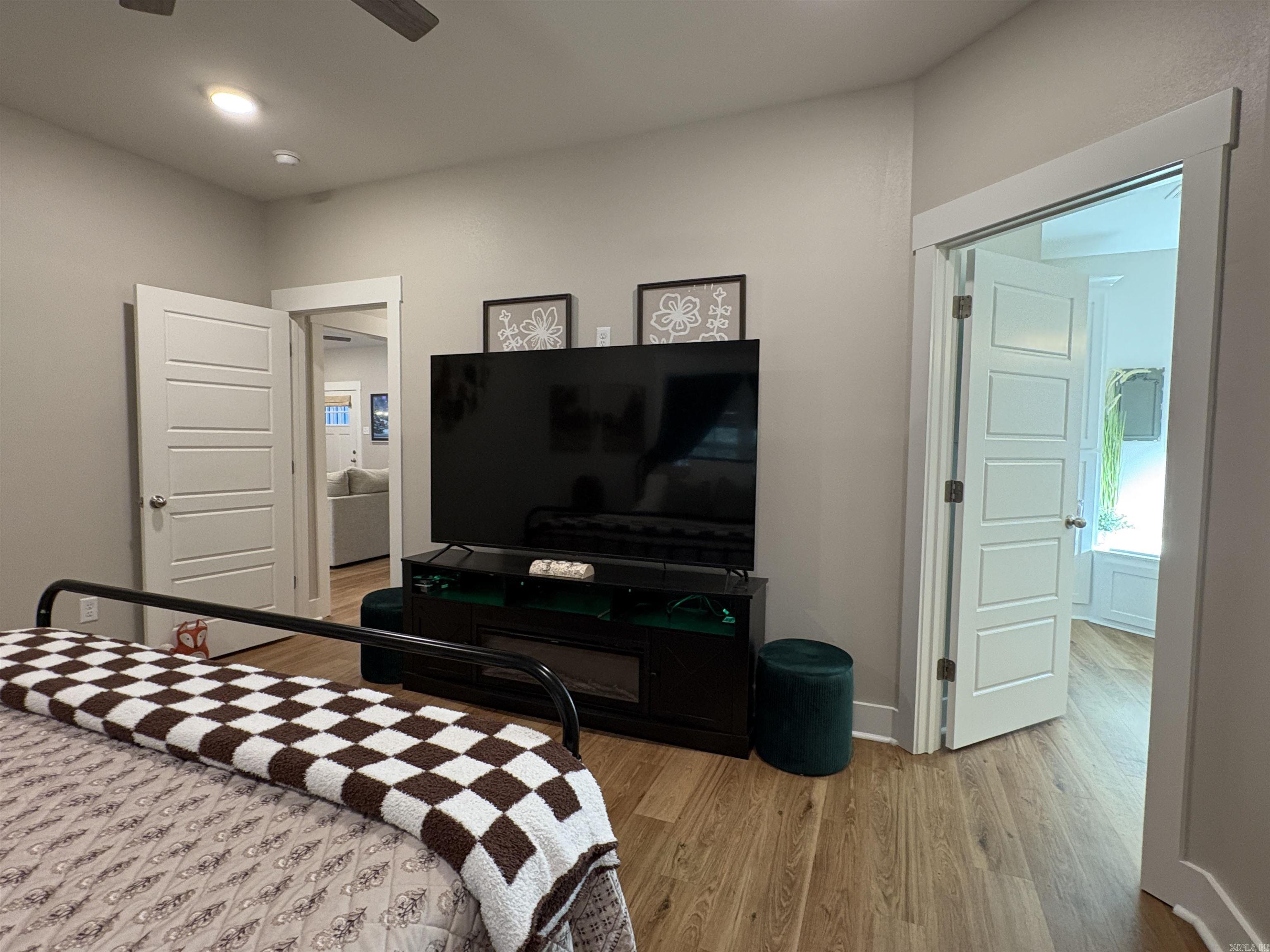 FOREST COVE - Residential