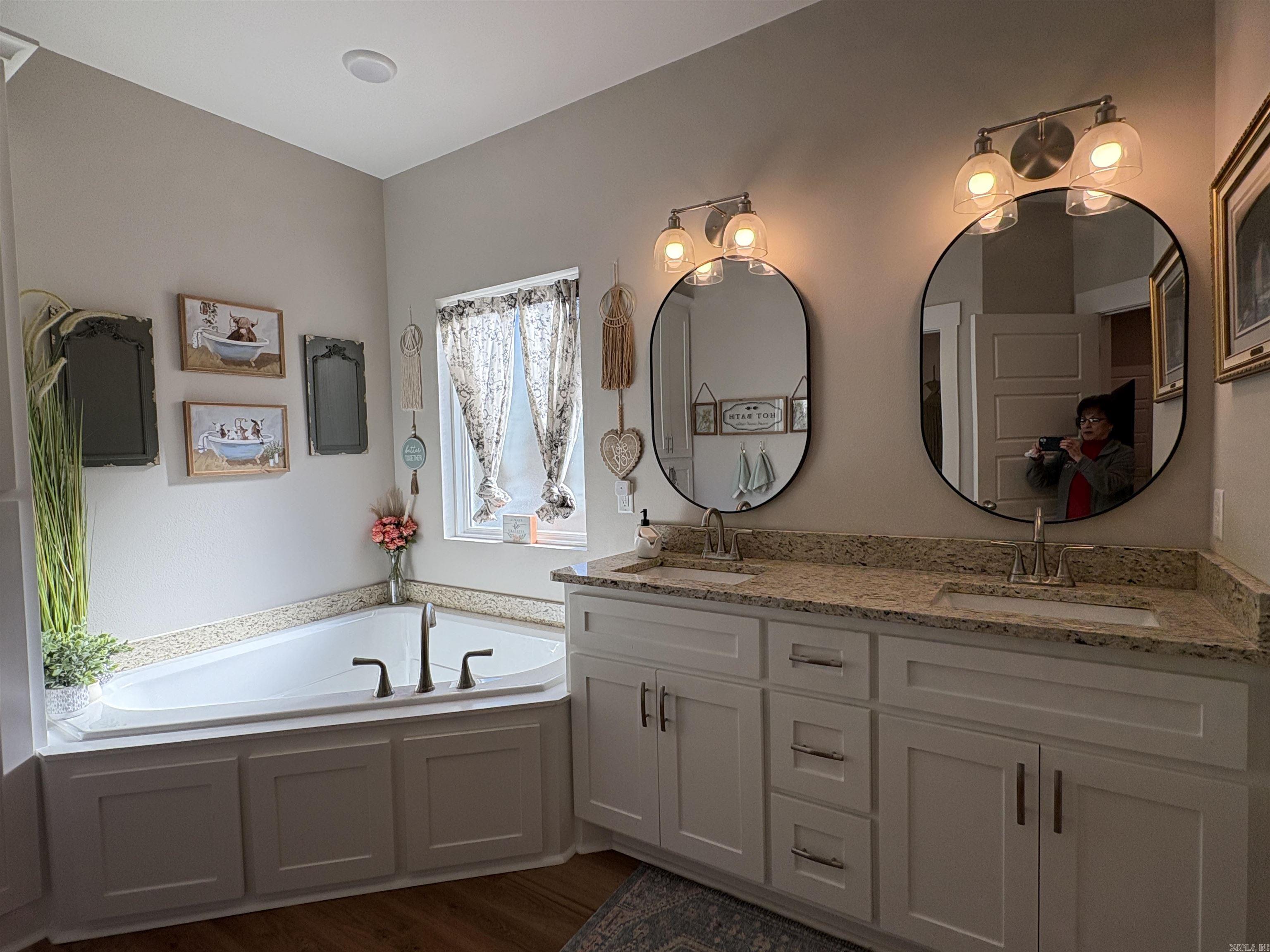 FOREST COVE - Residential