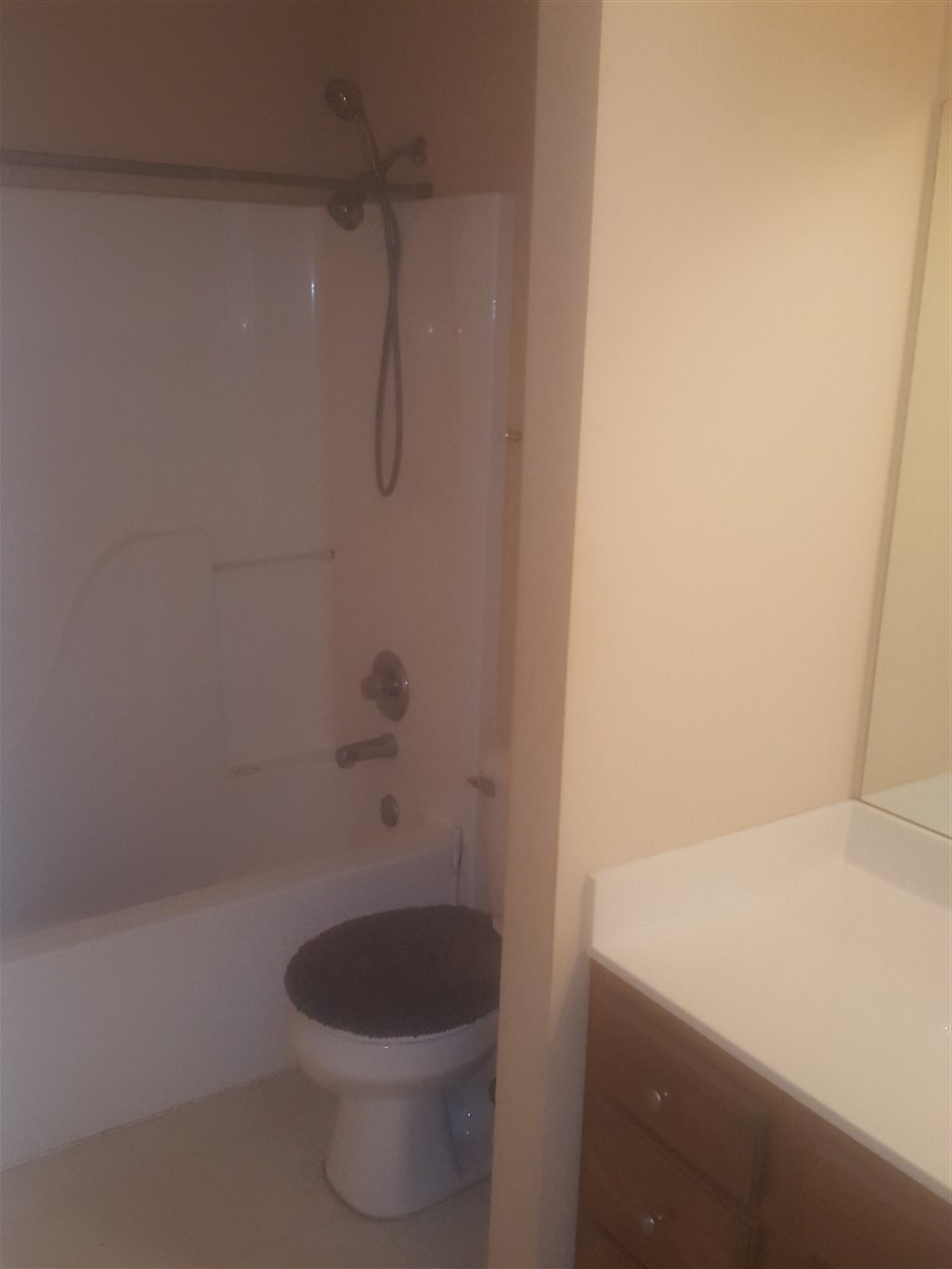 Justins Place - Residential Lease