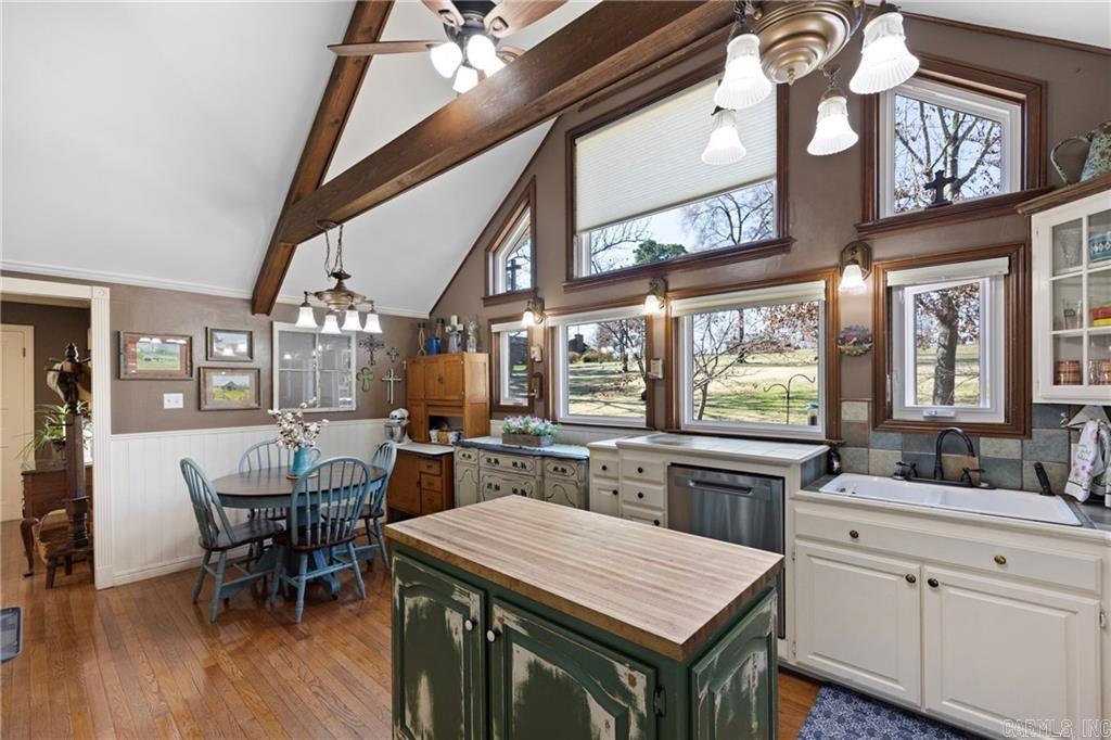 RUSSELLVILLE BY SECTIONS - Residential