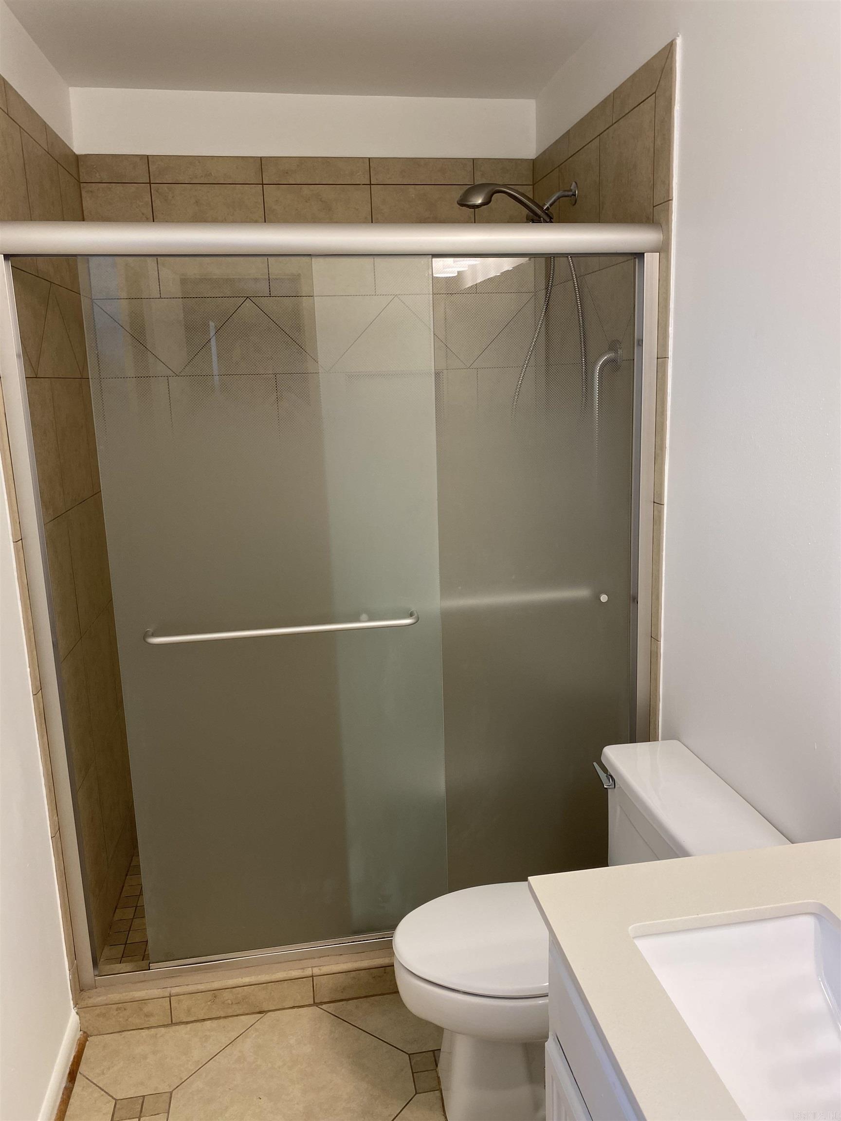 HILLSBOROUGH - Residential