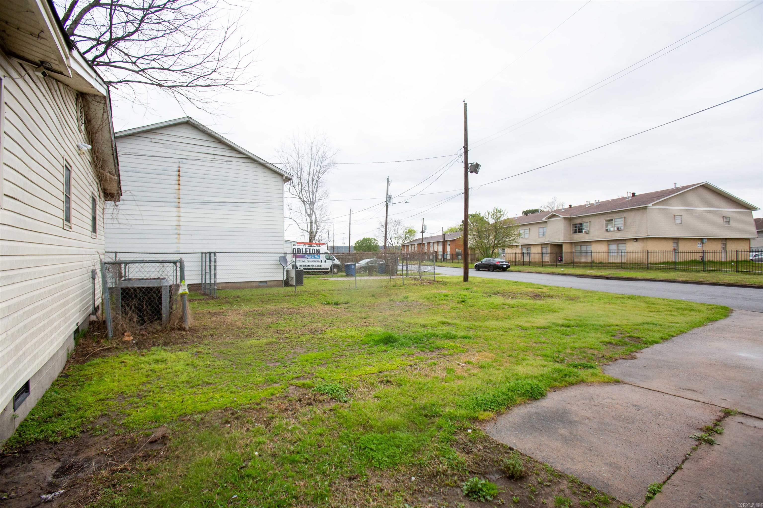 College - Residential Lease