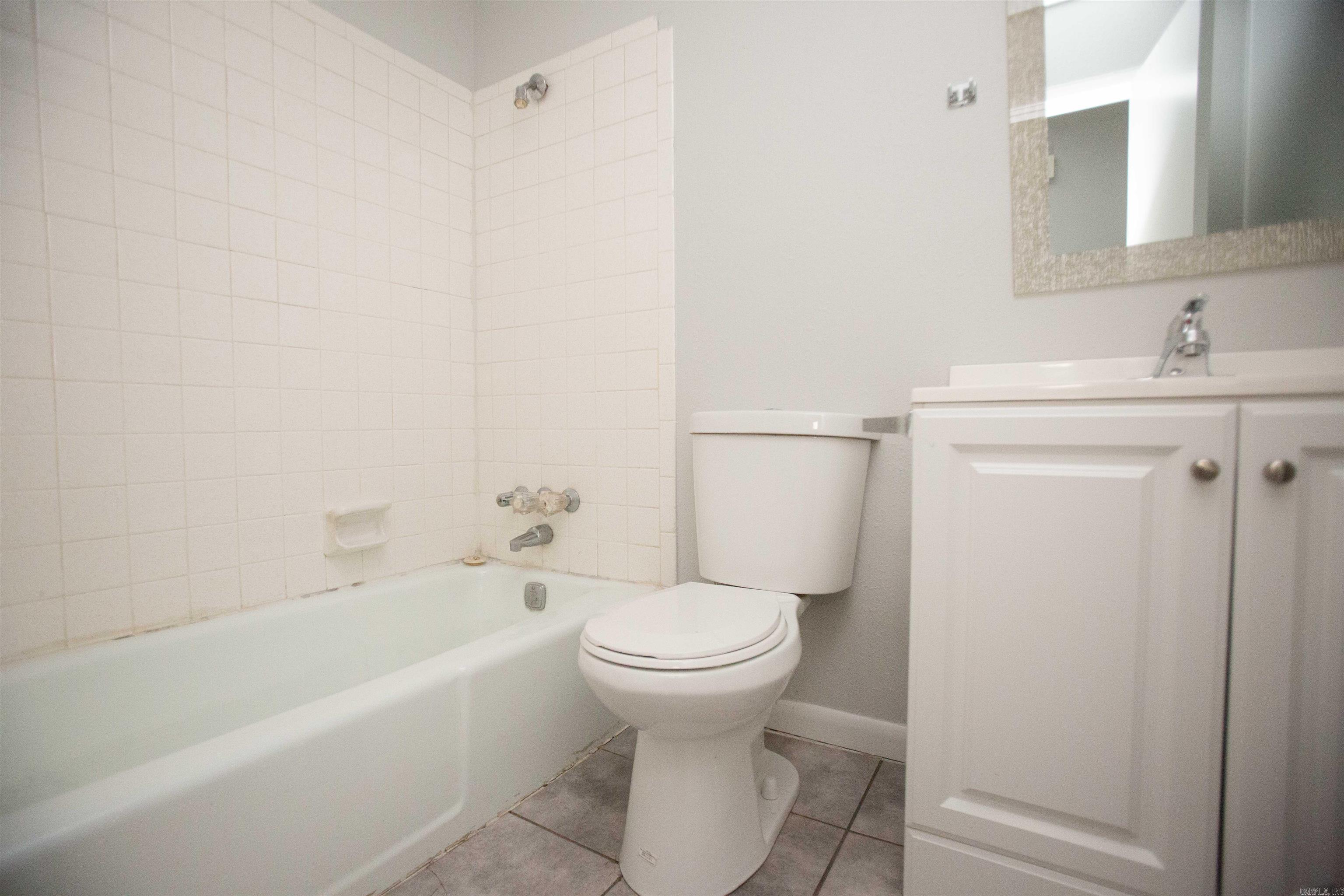 College - Residential Lease