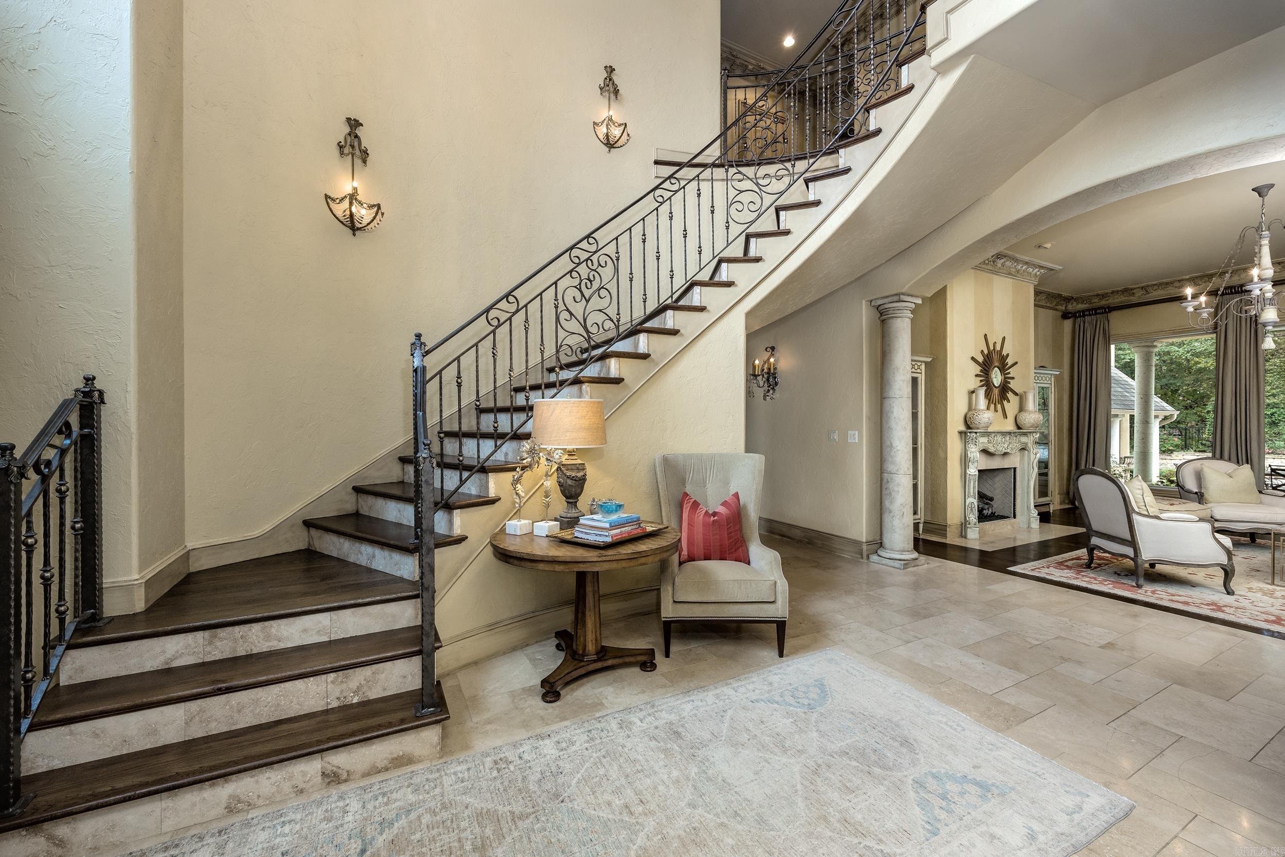 CHENAL VALLEY SOLOGNE CIRCLE - Residential