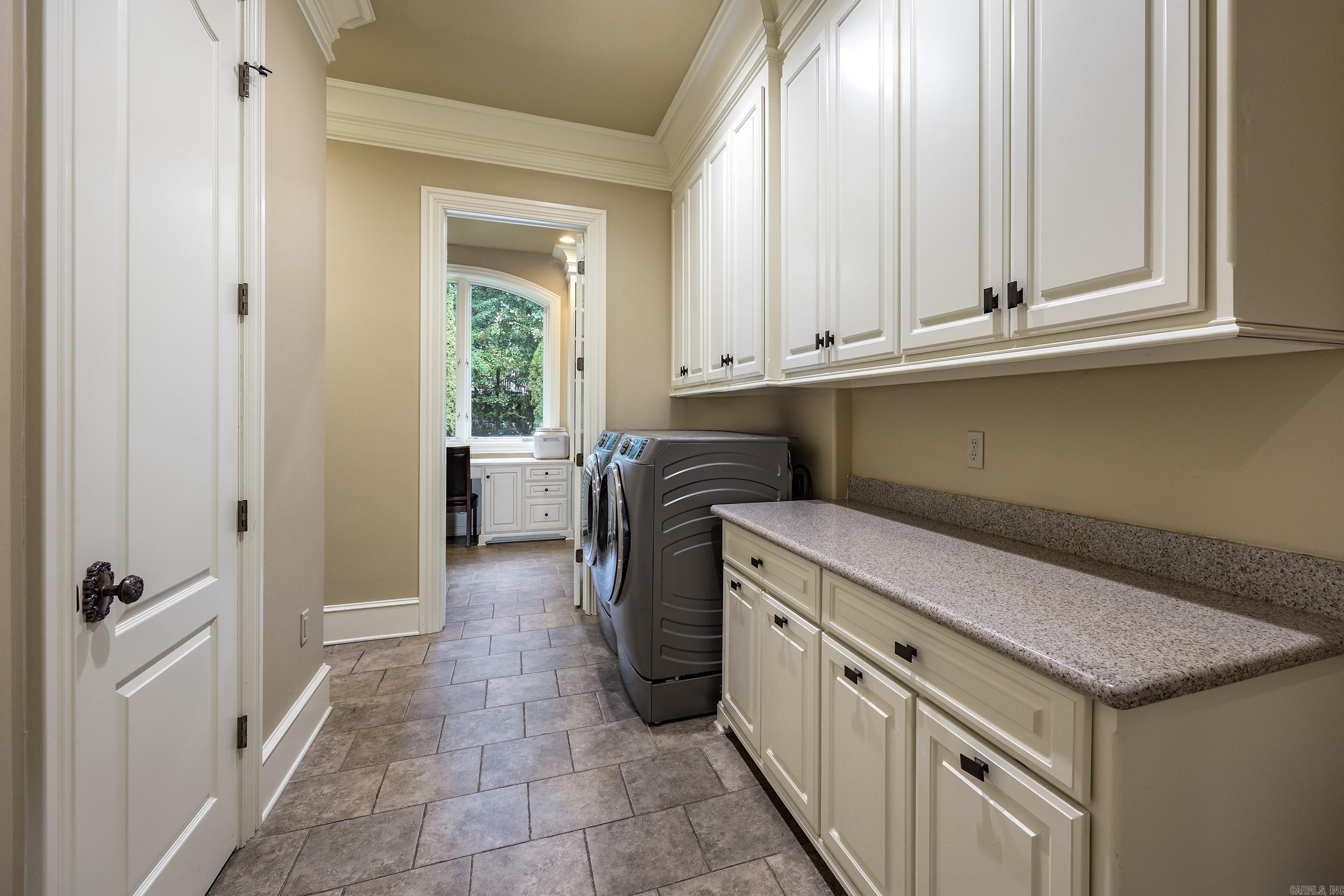 CHENAL VALLEY SOLOGNE CIRCLE - Residential