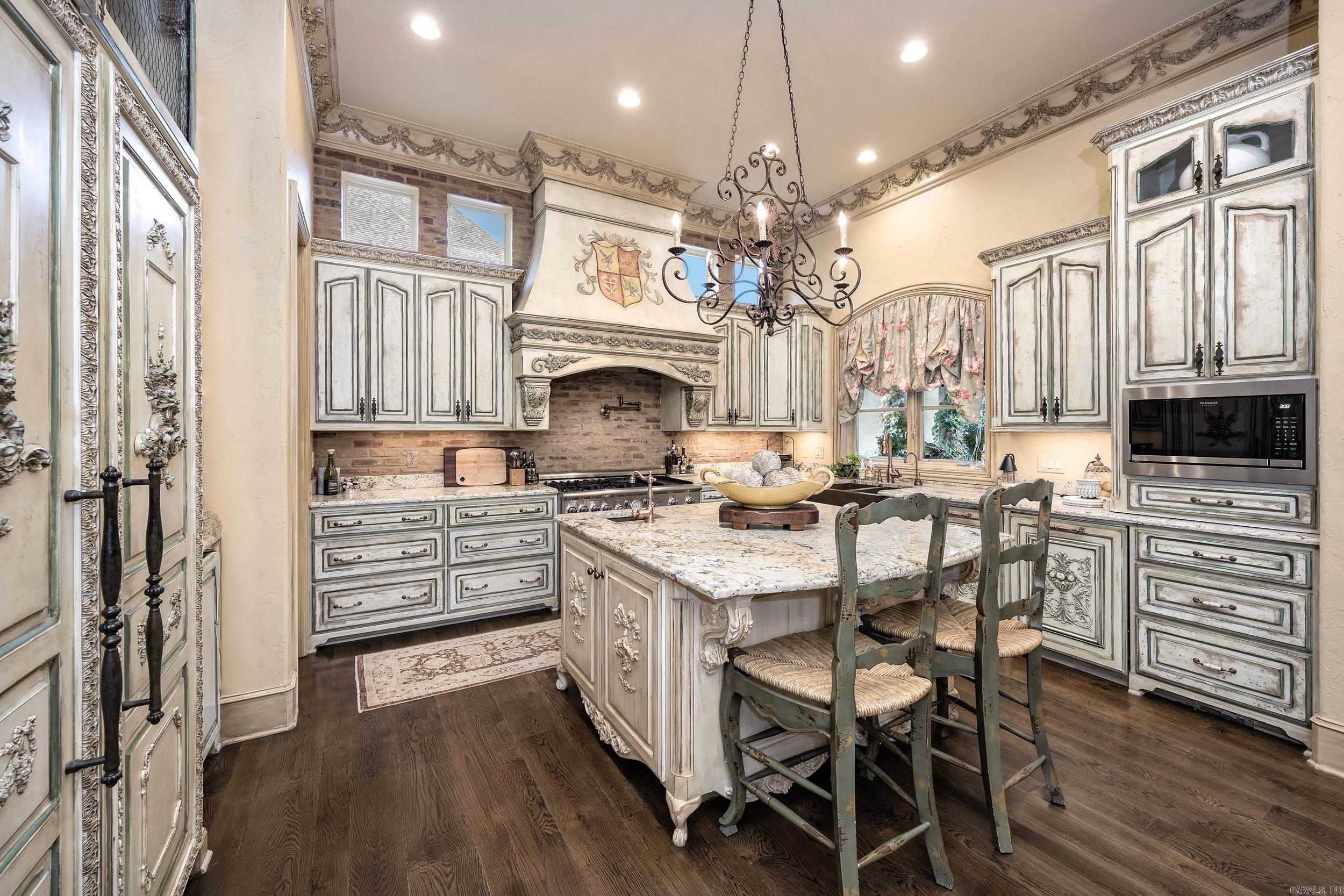 CHENAL VALLEY SOLOGNE CIRCLE - Residential