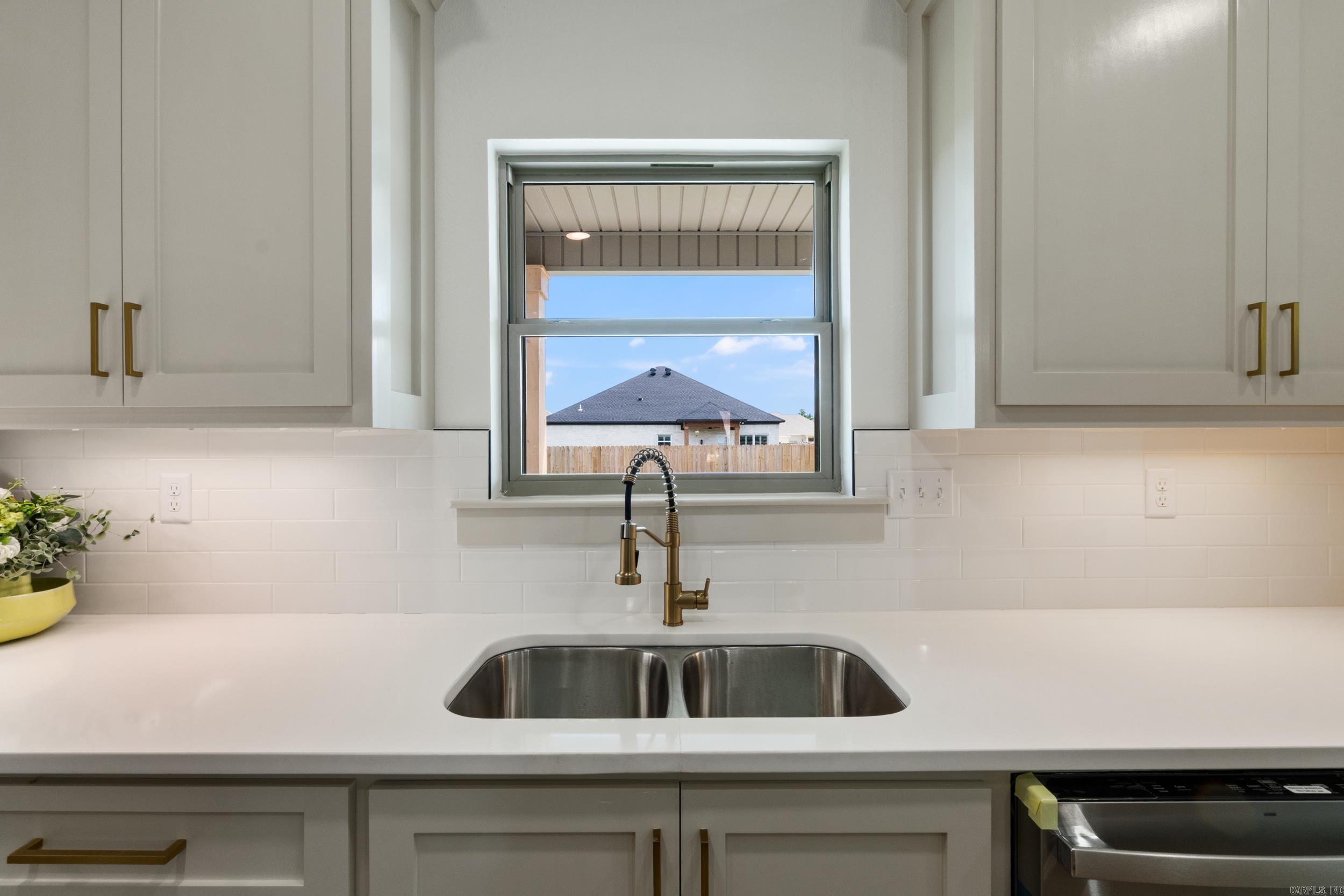 EAST MEADOW - Residential