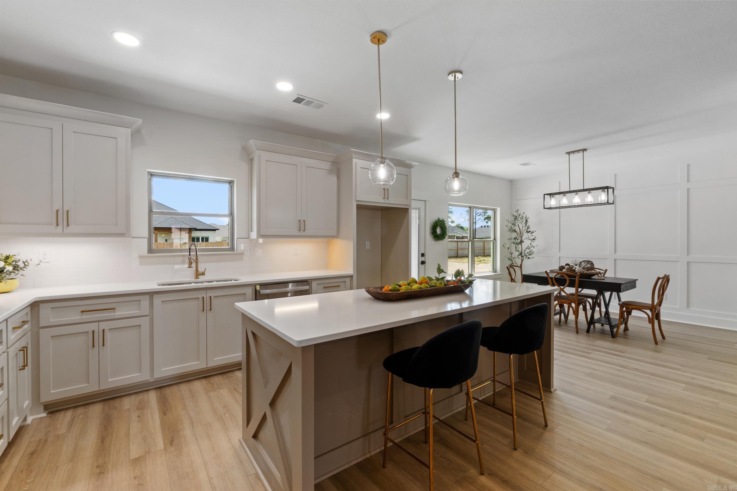 EAST MEADOW - Residential