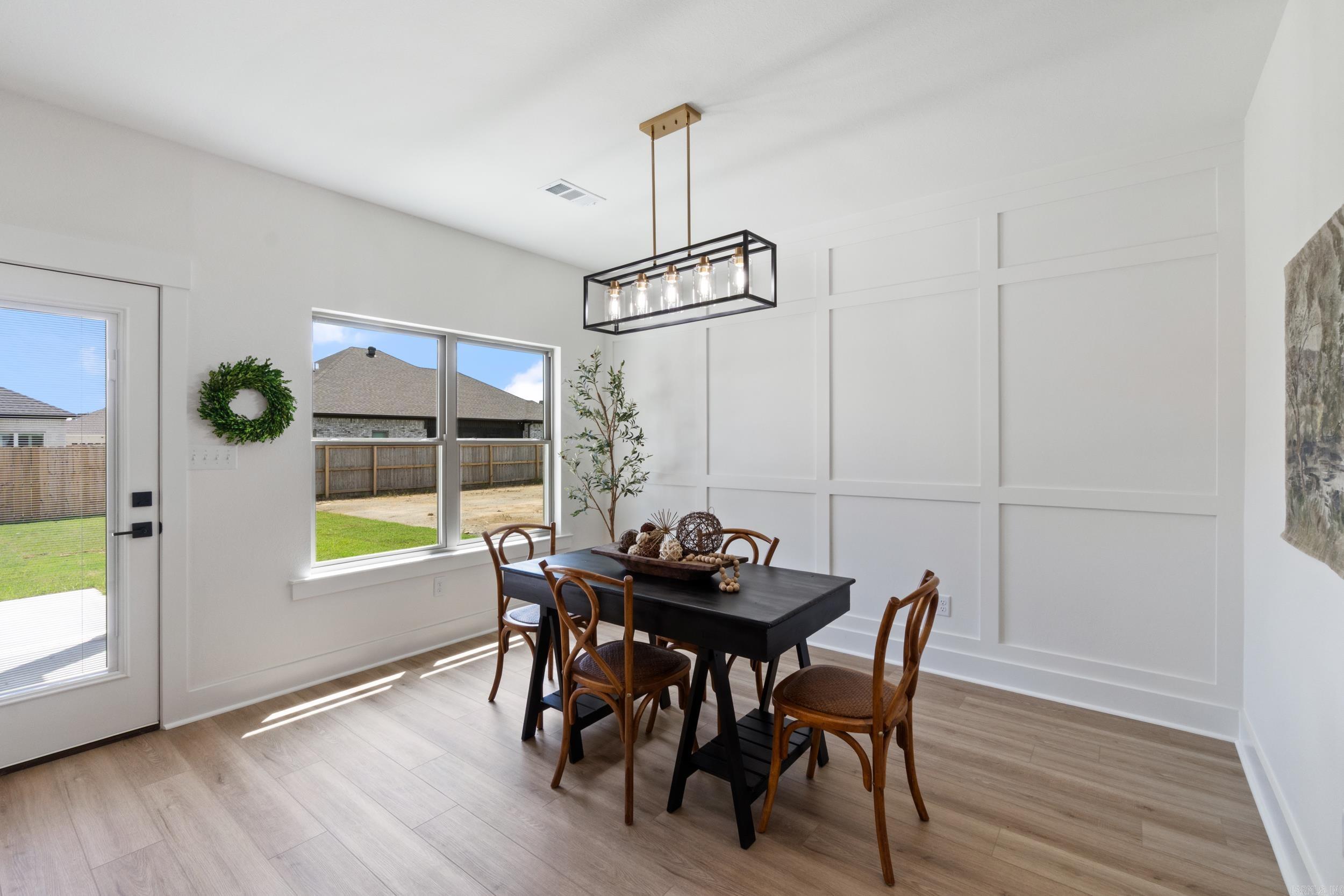 EAST MEADOW - Residential