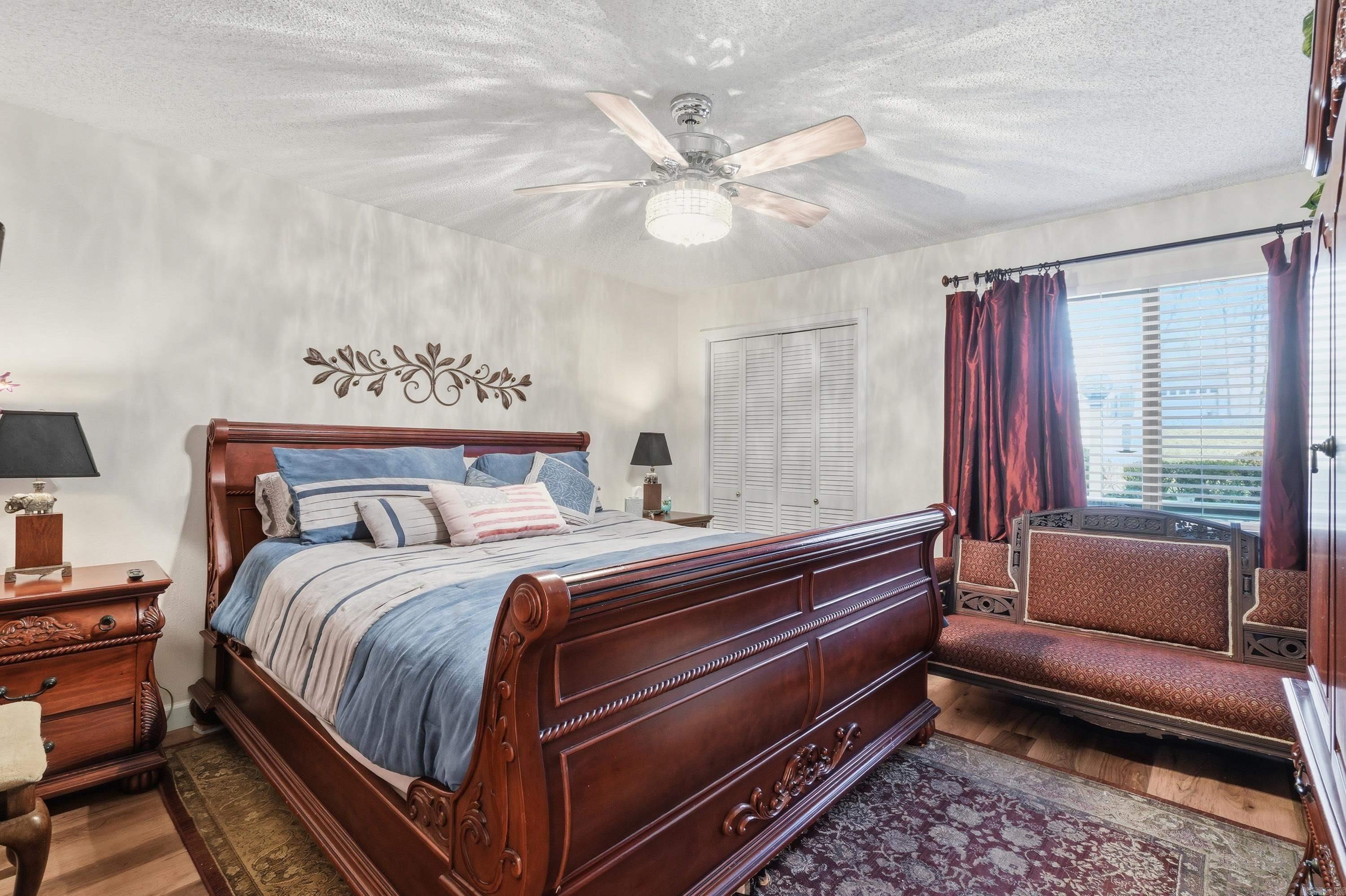 COUNTRY CLUB RIDGE TOWN - Residential