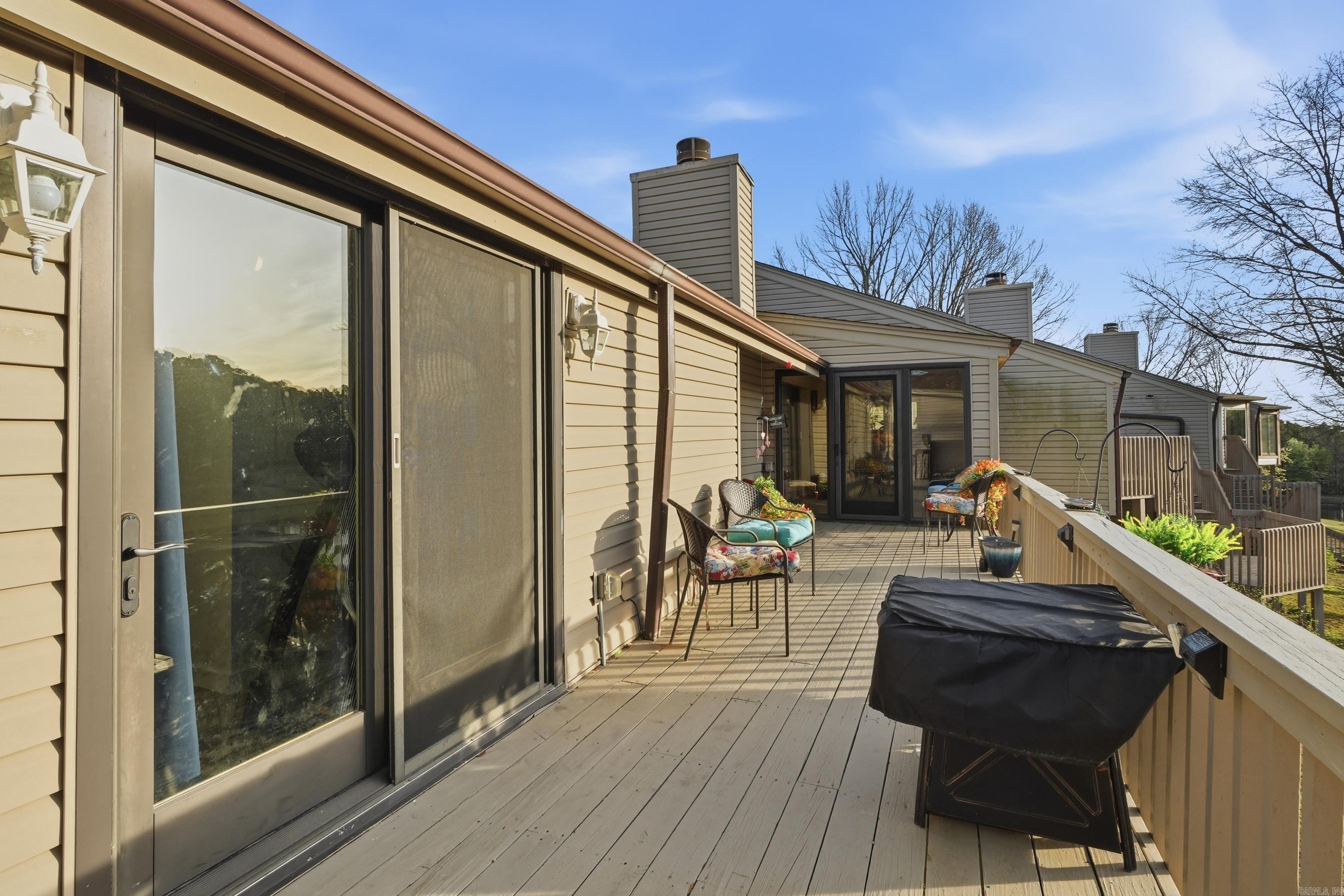 COUNTRY CLUB RIDGE TOWN - Residential