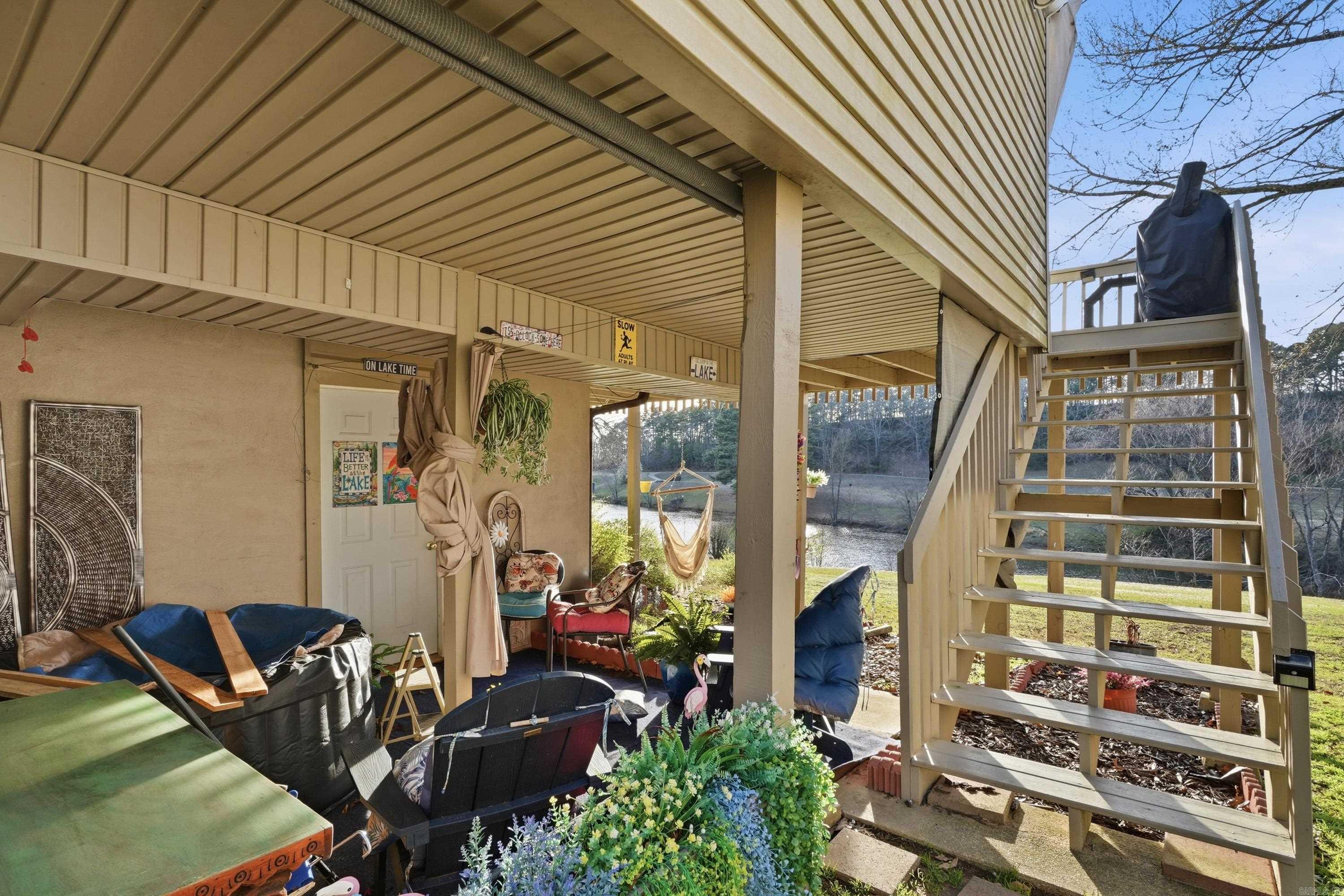 COUNTRY CLUB RIDGE TOWN - Residential