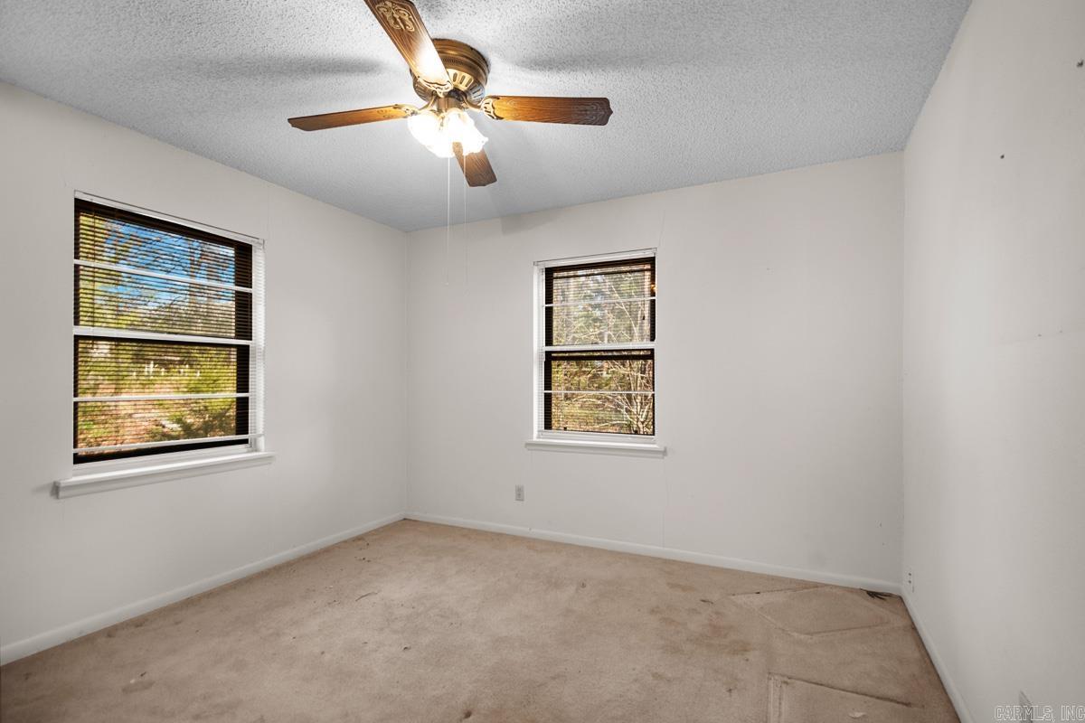 CLINTON ACRES - Residential