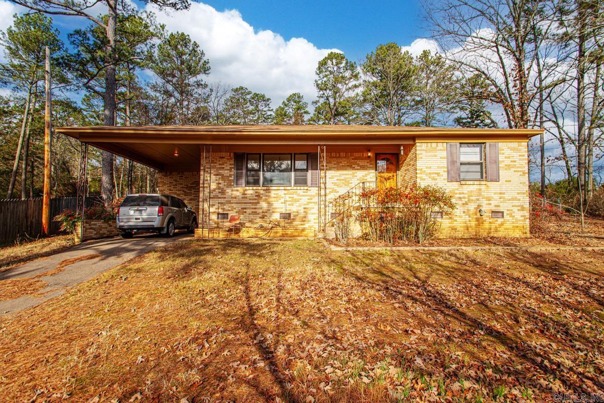 CLINTON ACRES - Residential