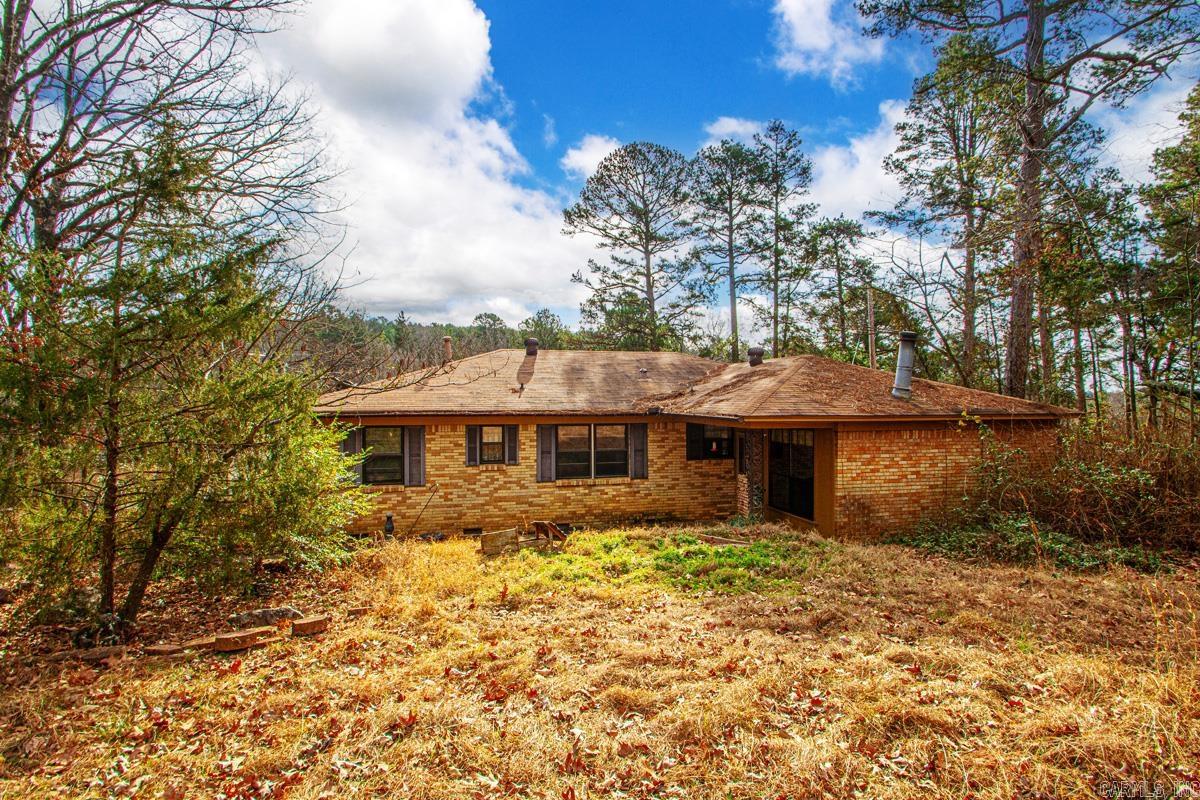 CLINTON ACRES - Residential